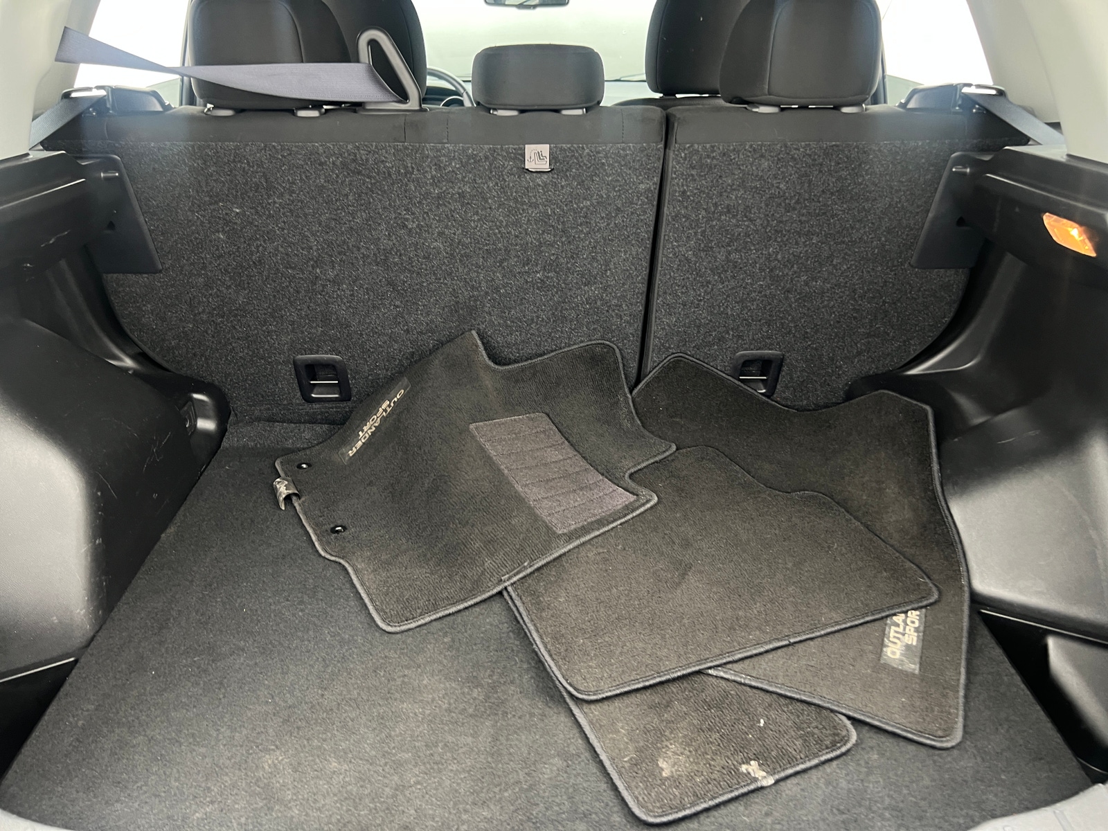 Thumbnail: 2021 Mitsubishi Outlander Sport - 7