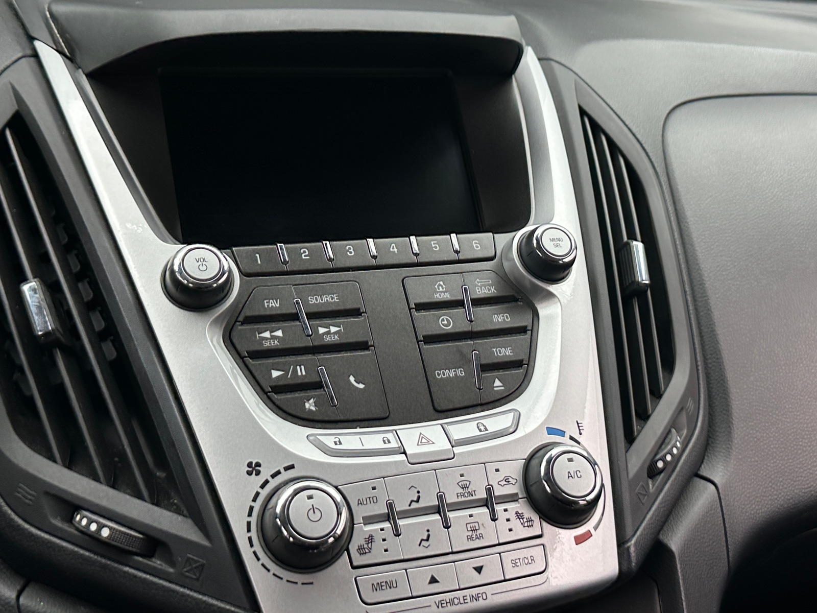 Thumbnail: 2014 Chevrolet Equinox - 4