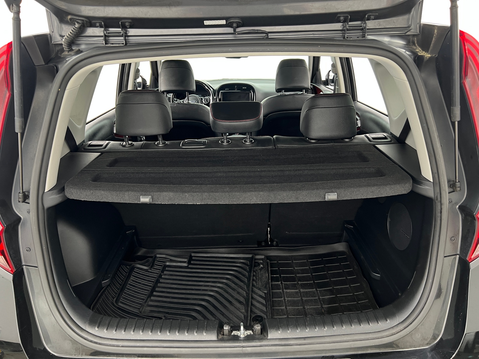 Thumbnail: 2020 Kia Soul - 6