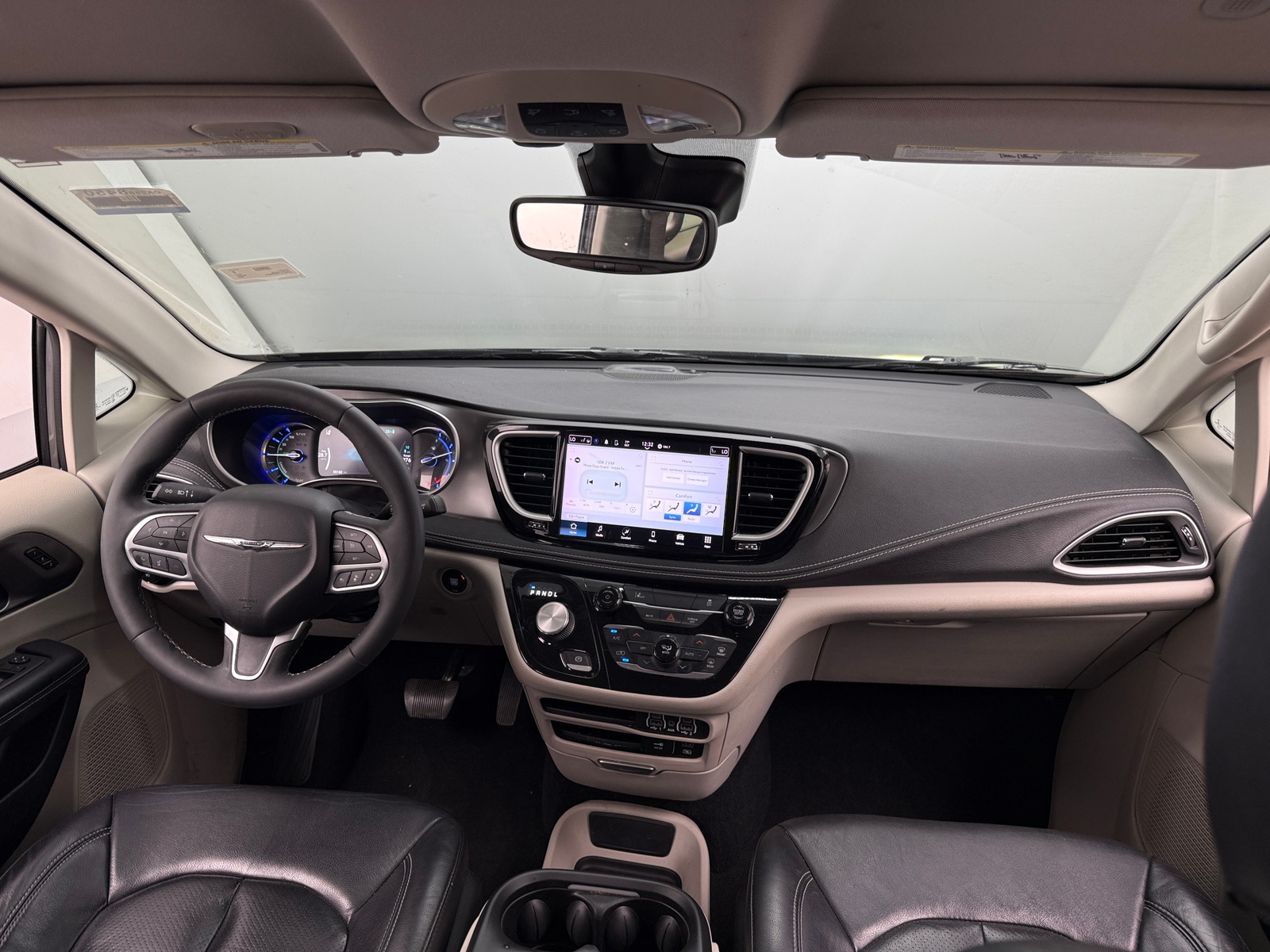 Thumbnail: 2022 Chrysler Pacifica - 2