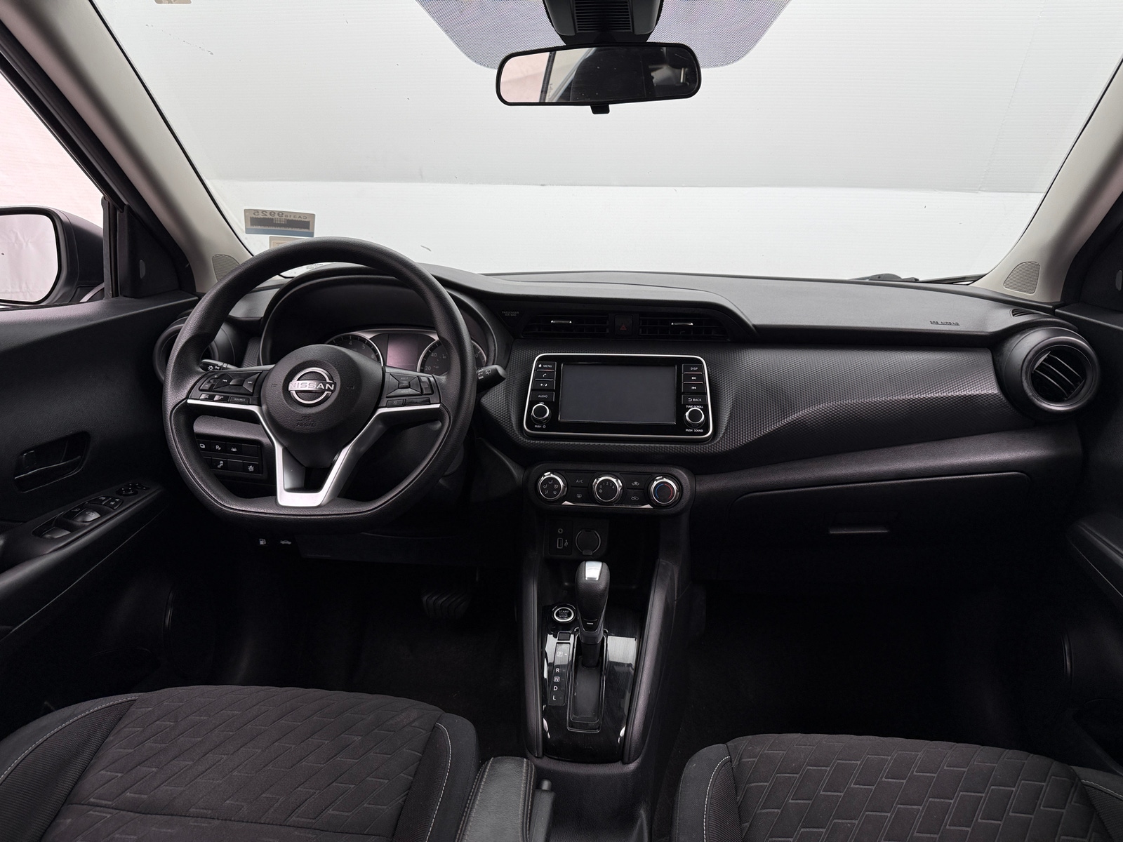 Thumbnail: 2022 Nissan Kicks - 3