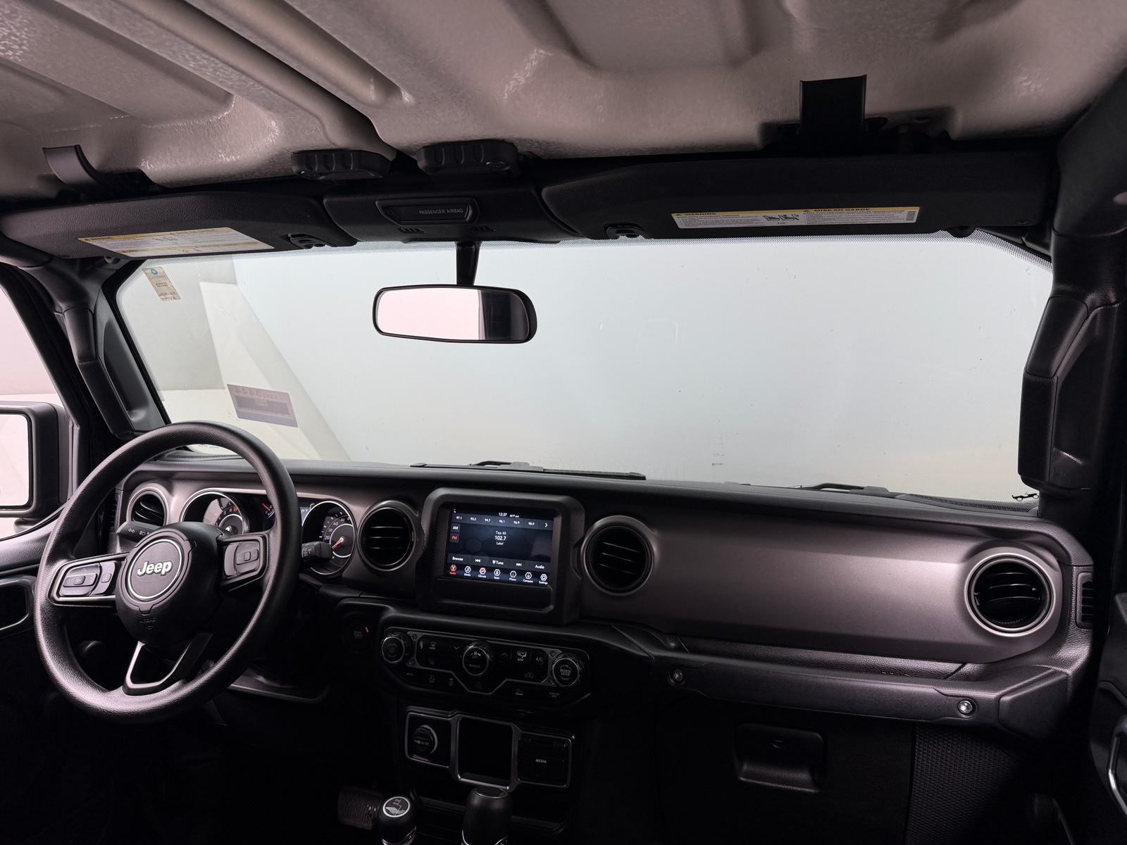 Thumbnail: 2023 Jeep Gladiator - 3