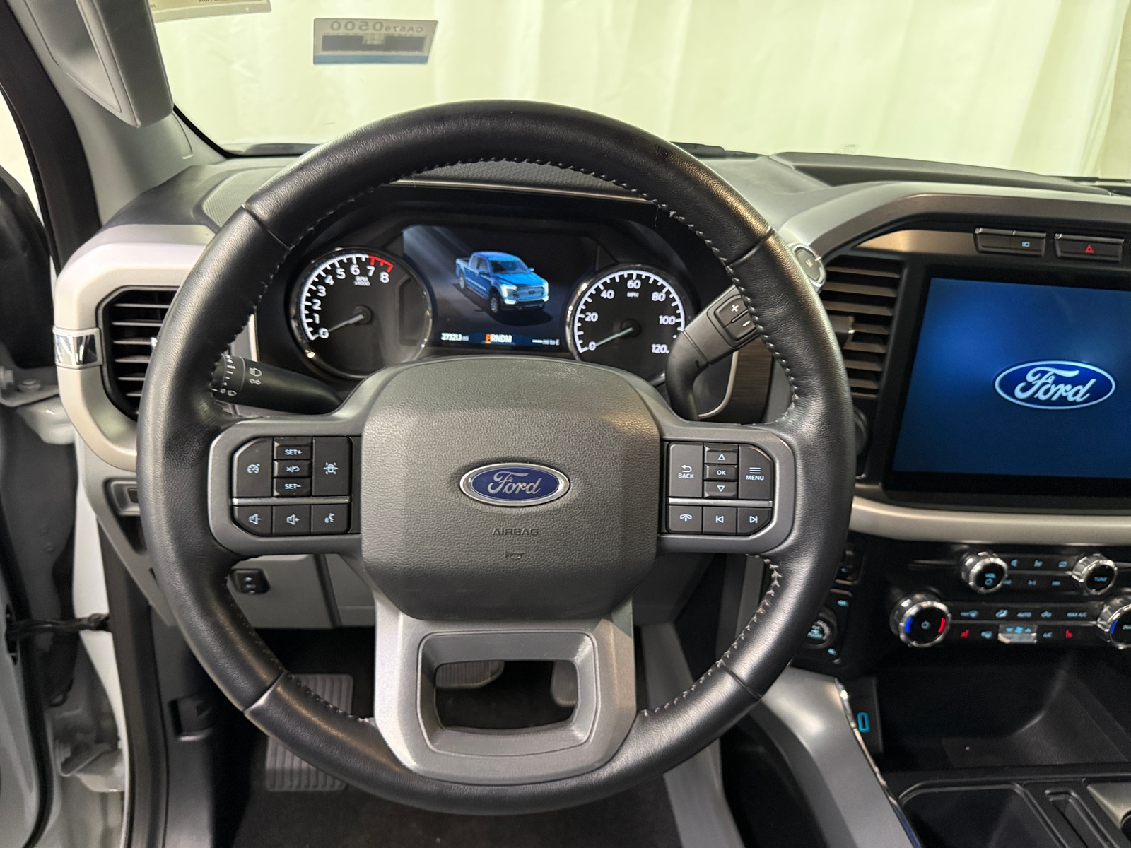 Thumbnail: 2022 Ford Econoline - 5