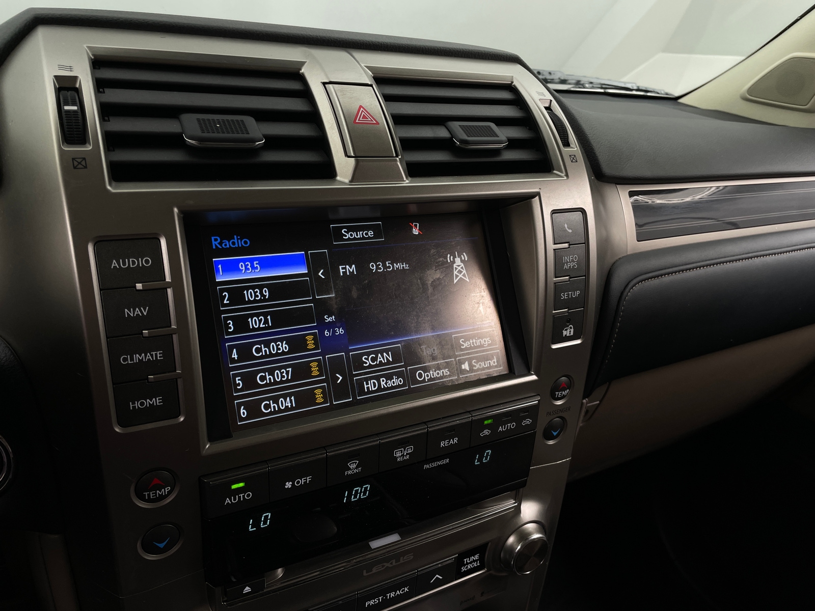 Thumbnail: 2021 Lexus GX - 3