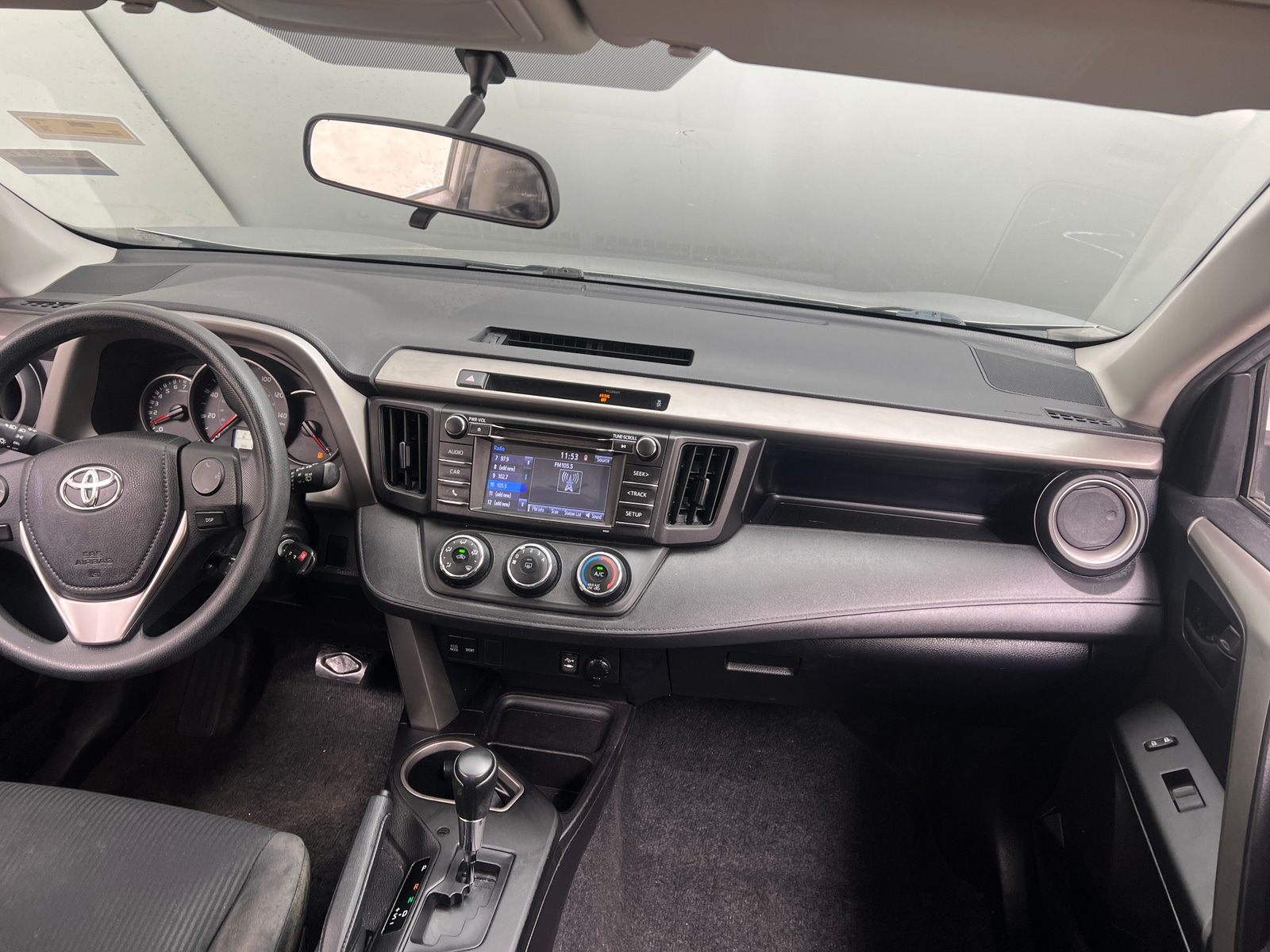 Thumbnail: 2016 Toyota RAV4 - 3