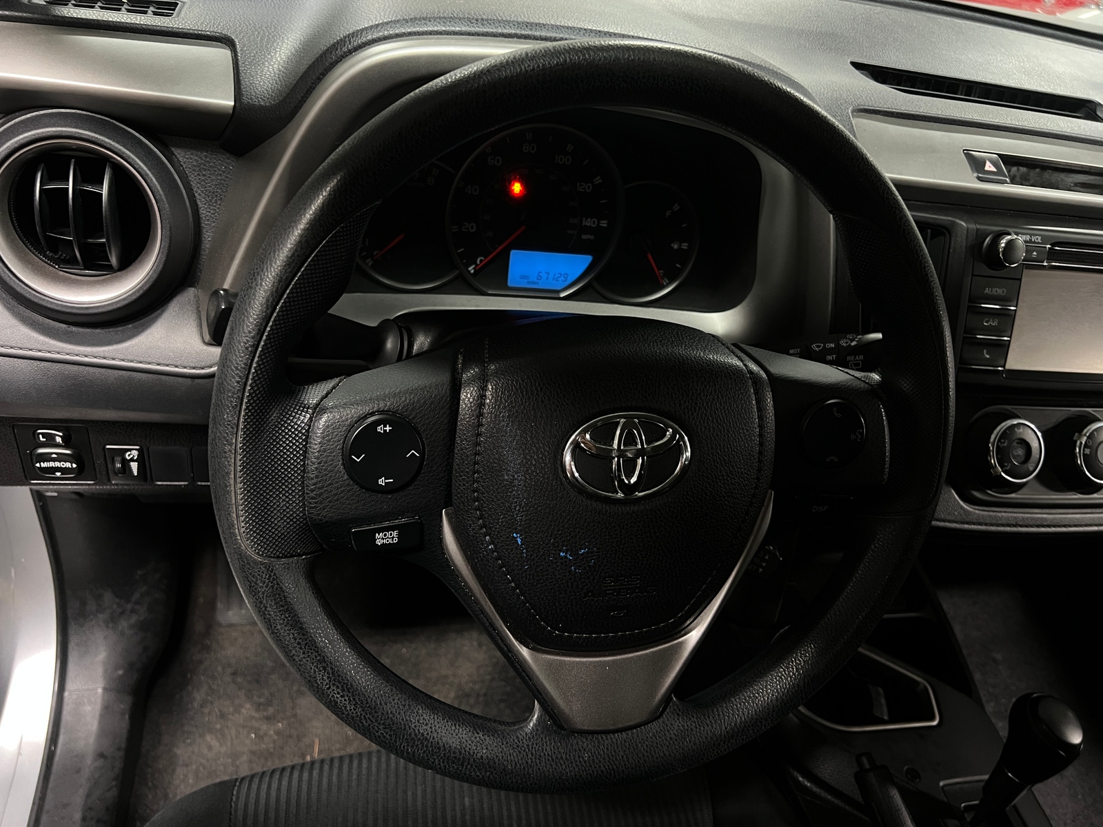 Thumbnail: 2016 Toyota RAV4 - 5