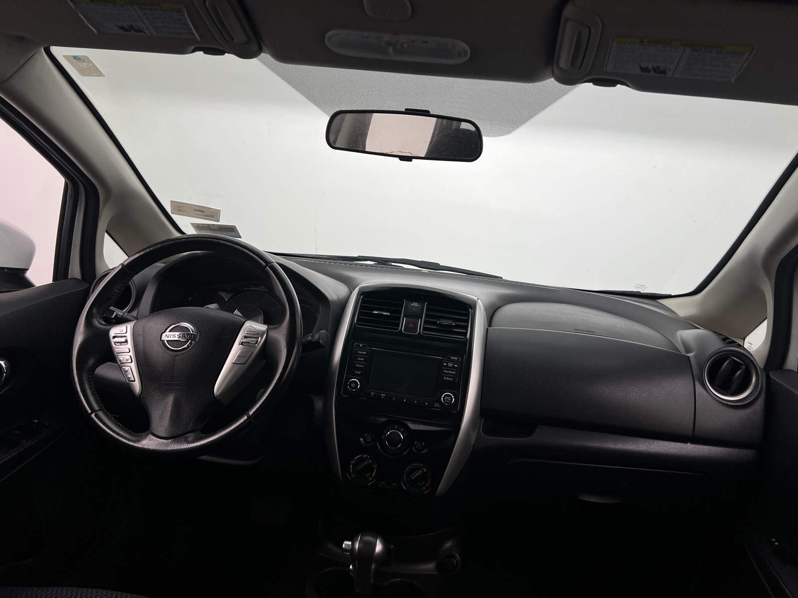 Thumbnail: 2017 Nissan Versa Note - 3