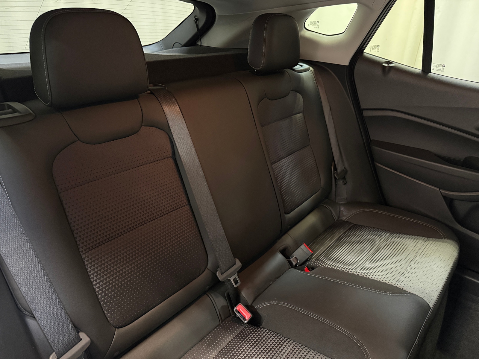 Thumbnail: 2025 Chevrolet Trax - 6