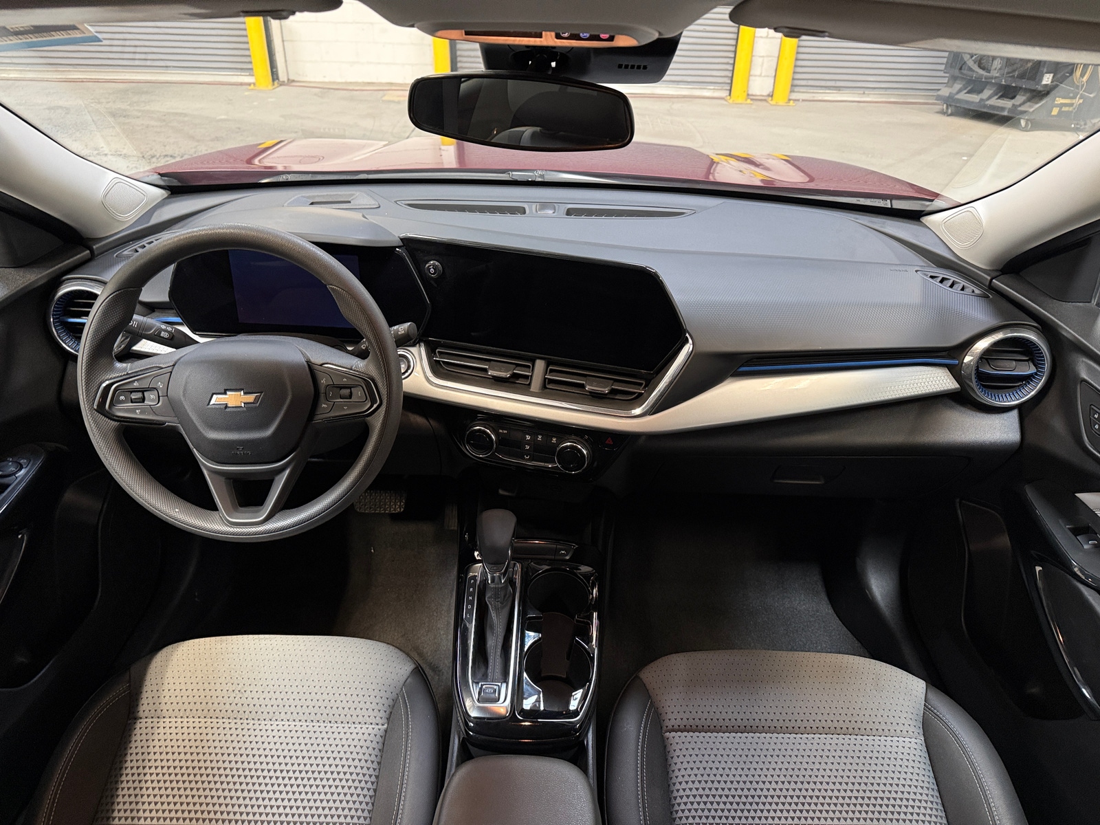 Thumbnail: 2025 Chevrolet Trax - 3