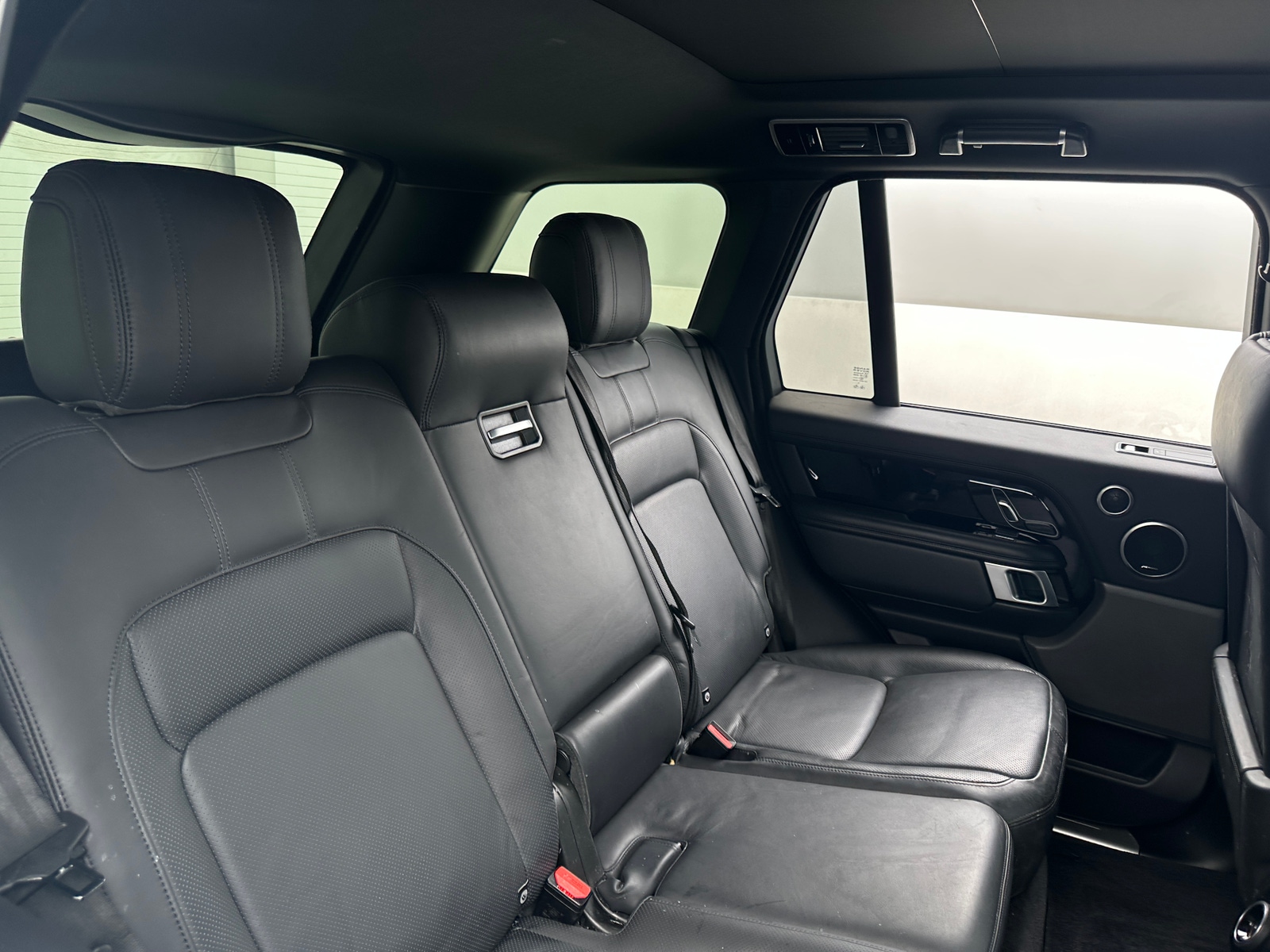 Thumbnail: 2020 Land Rover Range Rover - 5