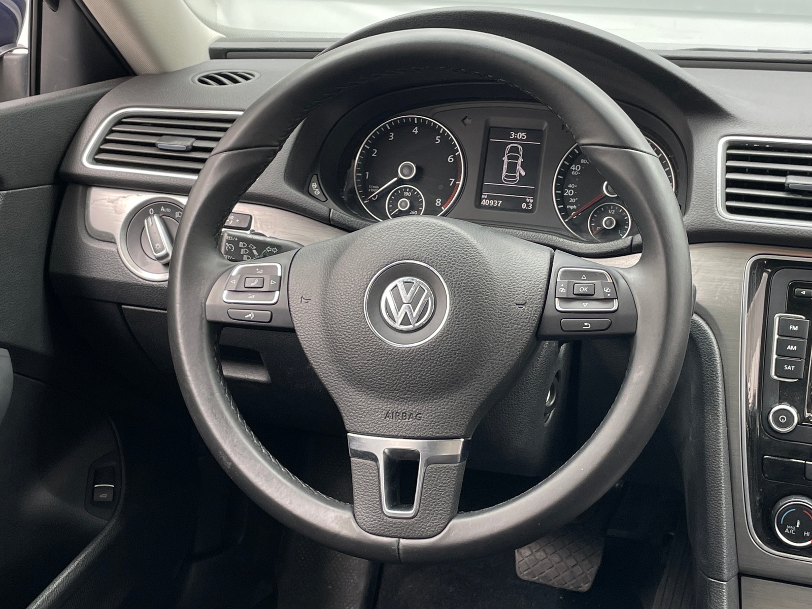 Thumbnail: 2014 Volkswagen Passat - 4