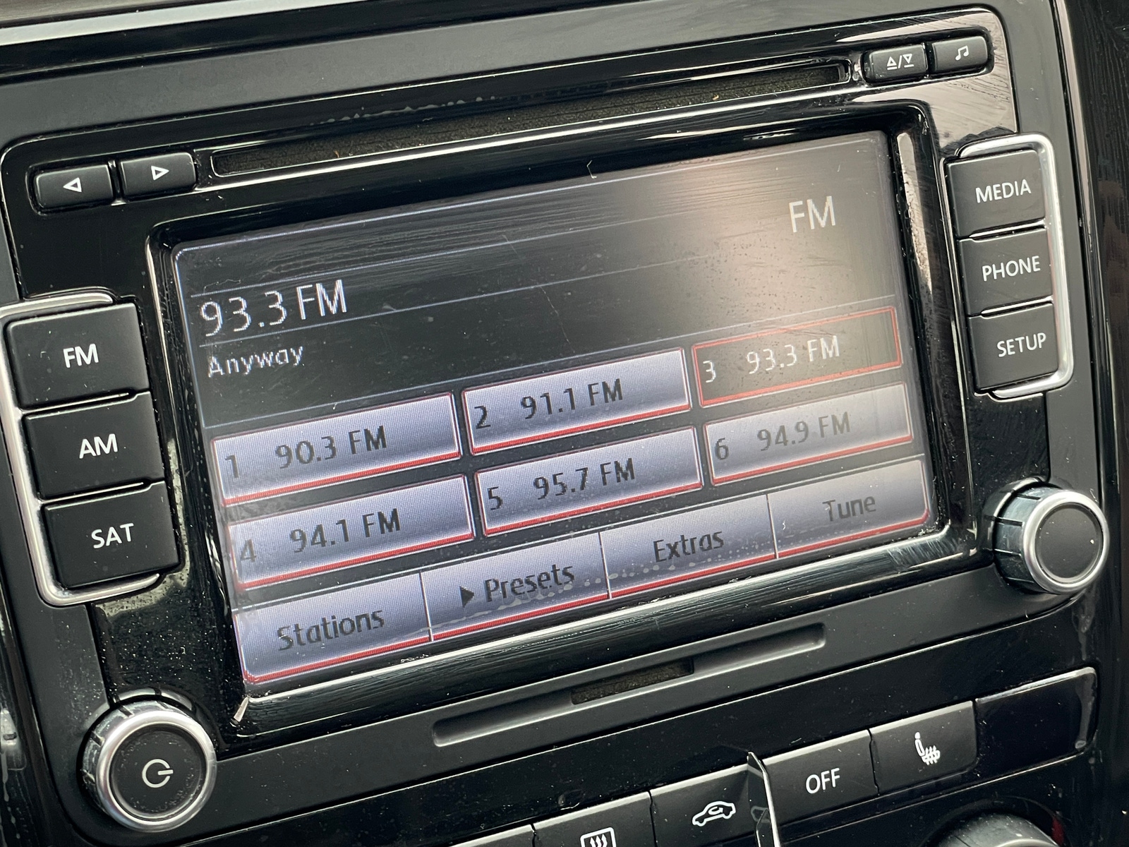 Thumbnail: 2014 Volkswagen Passat - 3