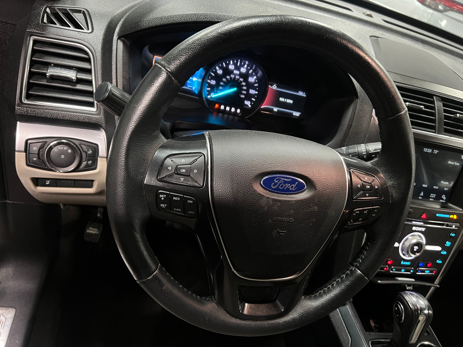 Thumbnail: 2018 Ford Explorer - 4