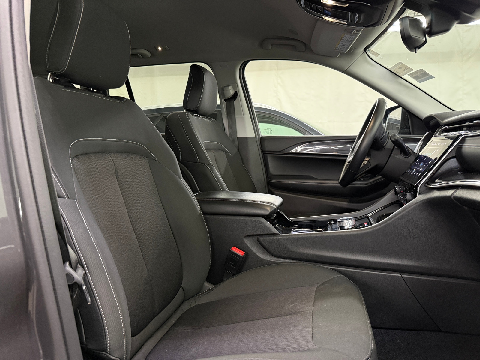 Thumbnail: 2022 Jeep Grand Cherokee - 2