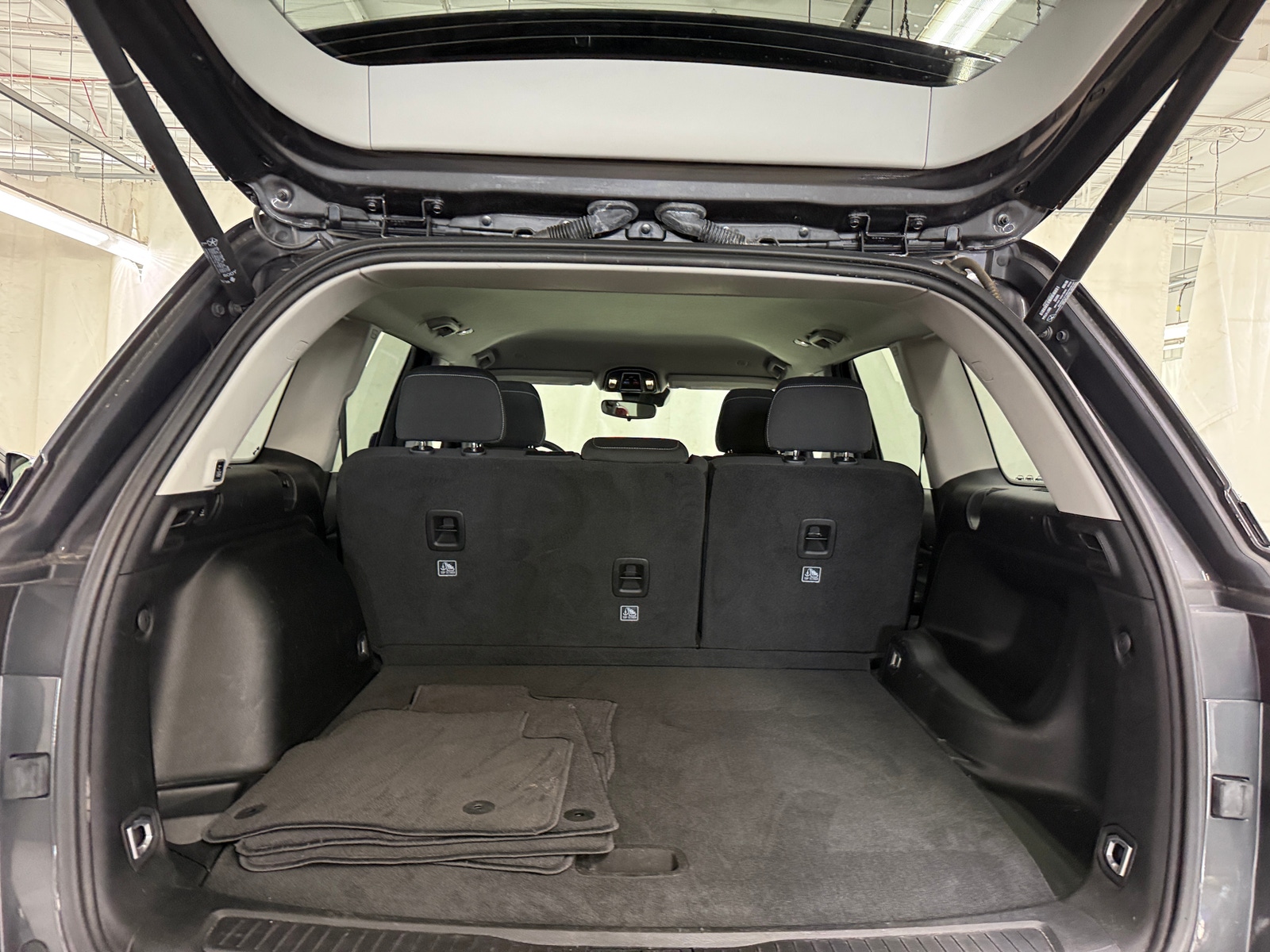 Thumbnail: 2022 Jeep Grand Cherokee - 7