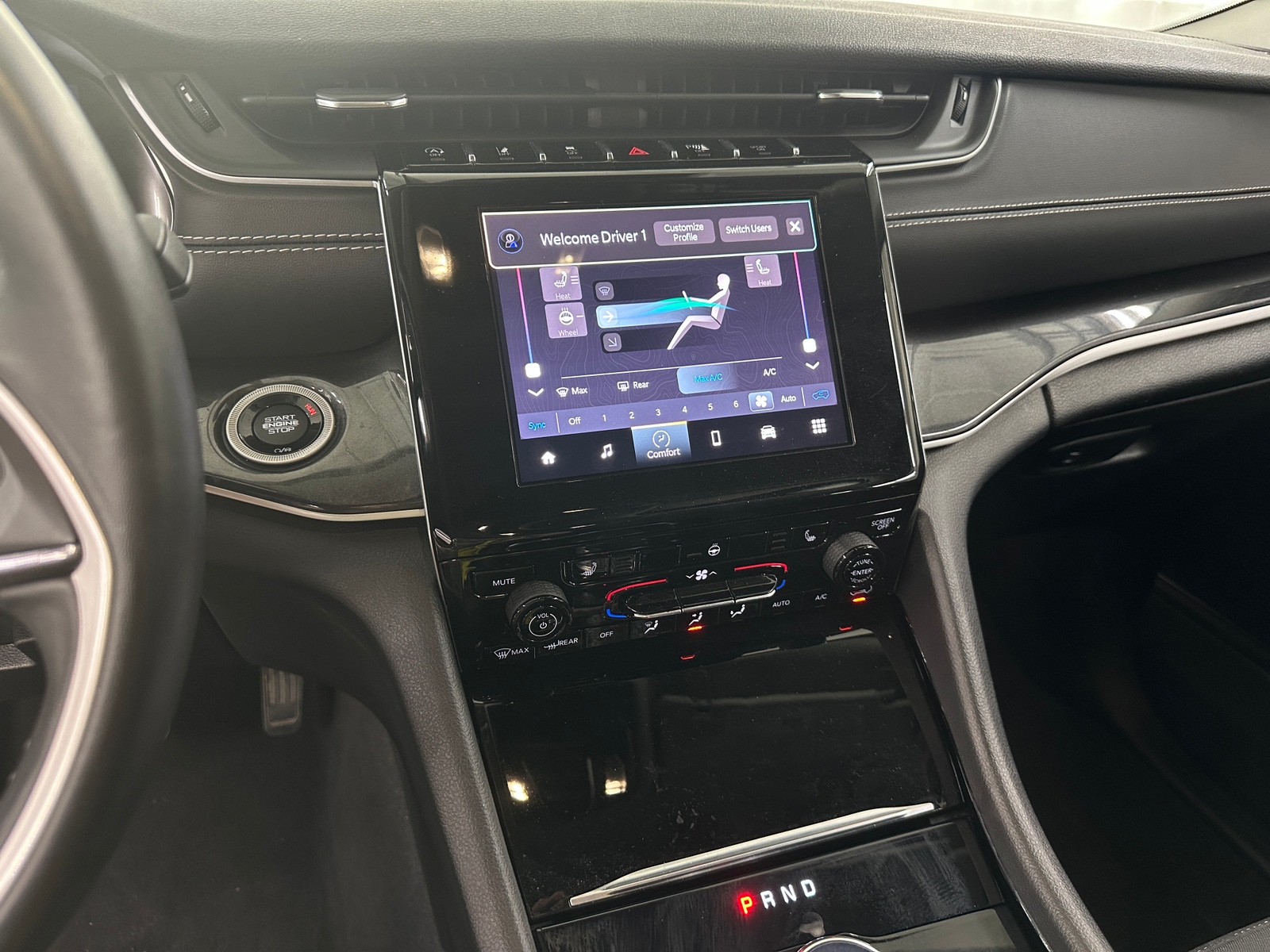 Thumbnail: 2022 Jeep Grand Cherokee - 4