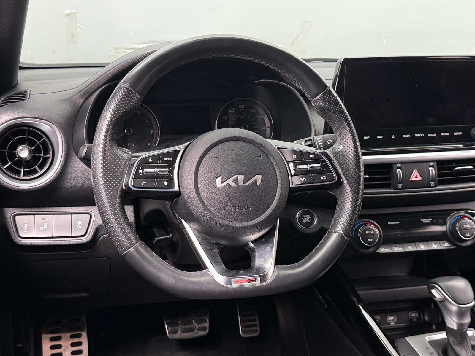 Thumbnail: 2023 Kia Forte - 5