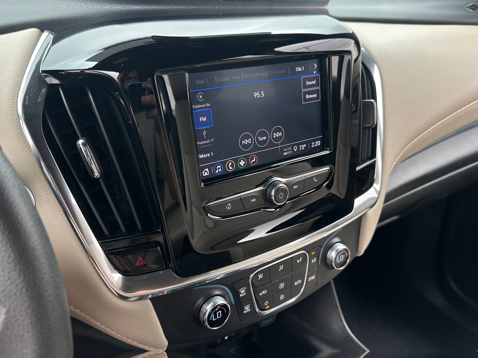 Thumbnail: 2023 Chevrolet Traverse - 4