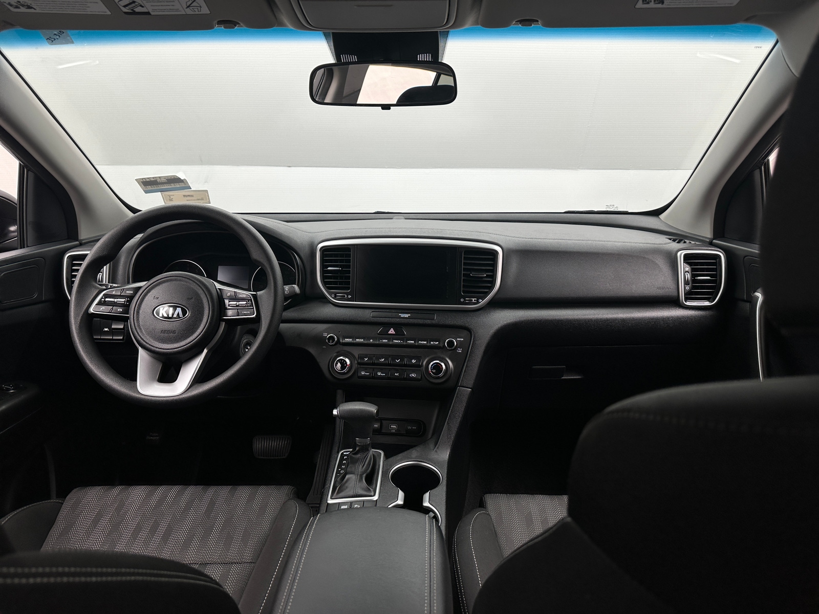 Thumbnail: 2020 Kia Sportage - 3