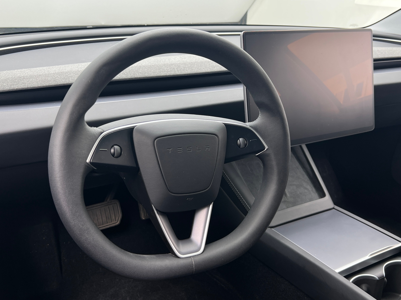Thumbnail: 2025 Tesla Model 3 - 4