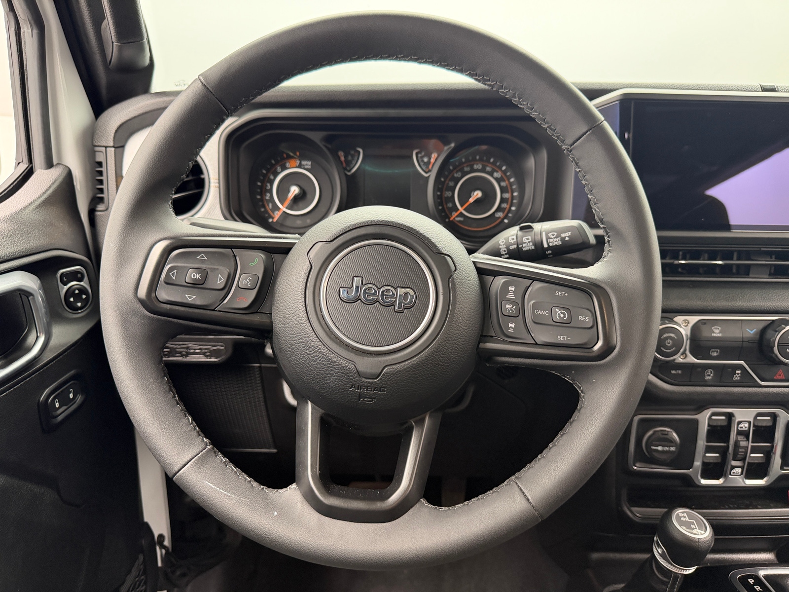 Thumbnail: 2025 Jeep Wrangler - 5