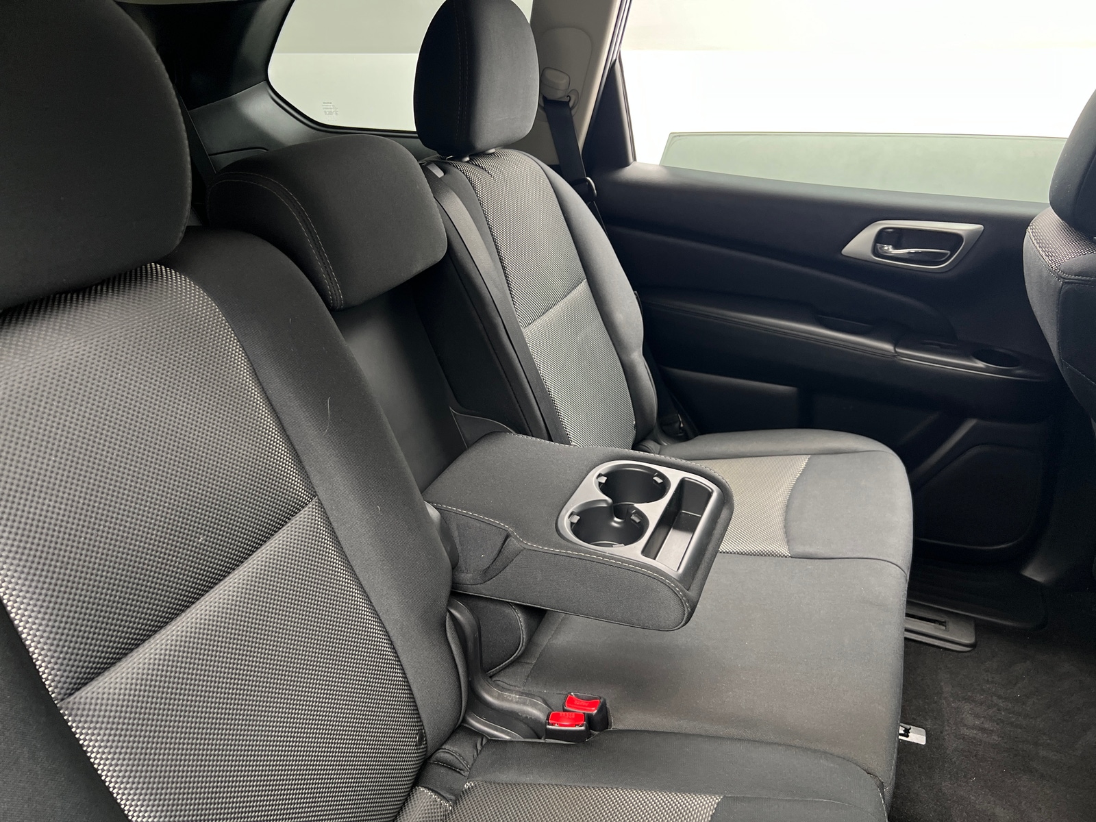 Thumbnail: 2018 Nissan Pathfinder - 6
