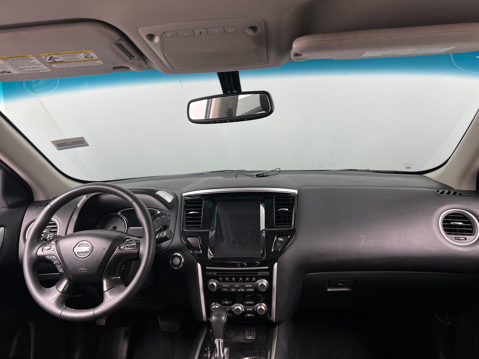 Thumbnail: 2018 Nissan Pathfinder - 3
