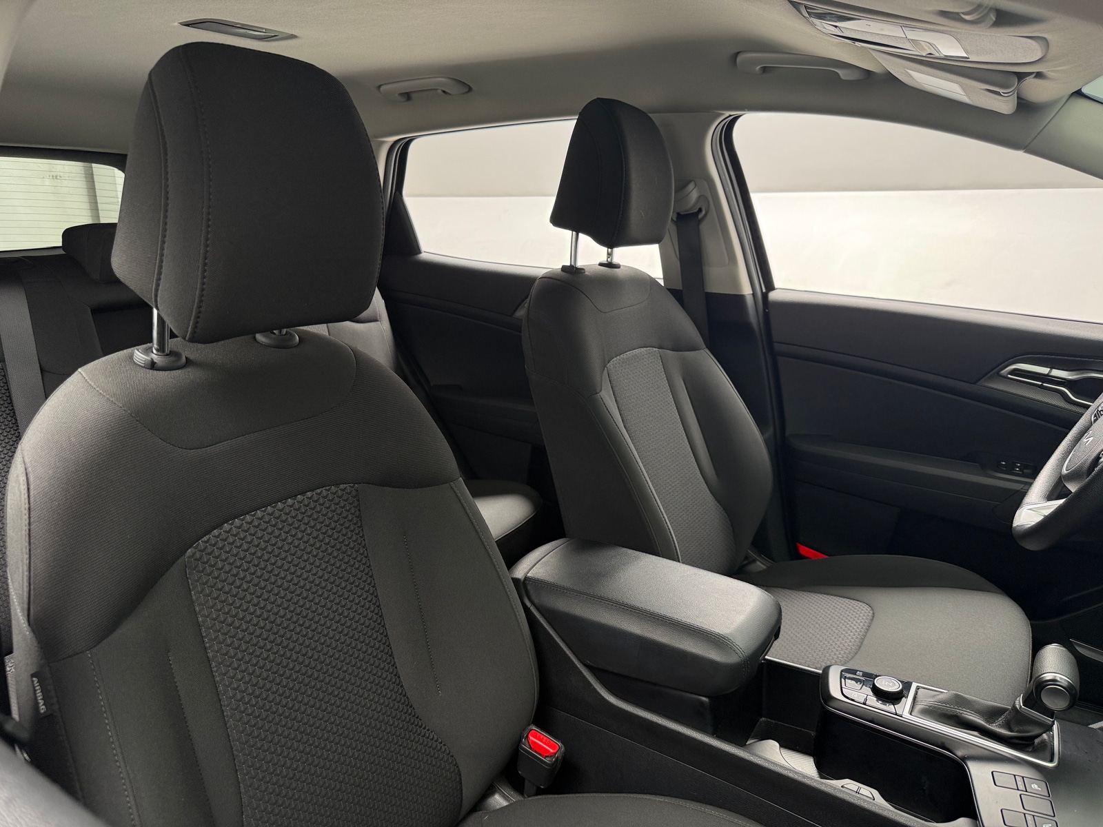 Thumbnail: 2025 Kia Sportage - 2