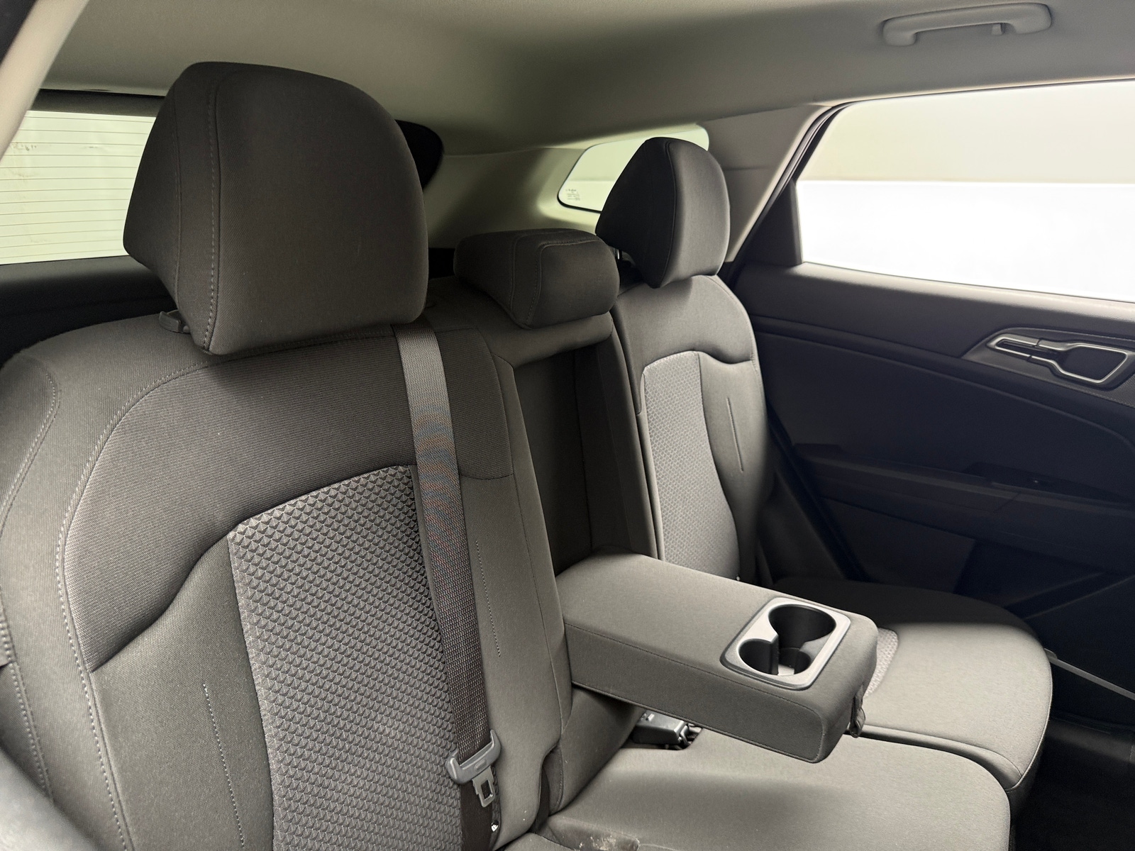 Thumbnail: 2025 Kia Sportage - 6