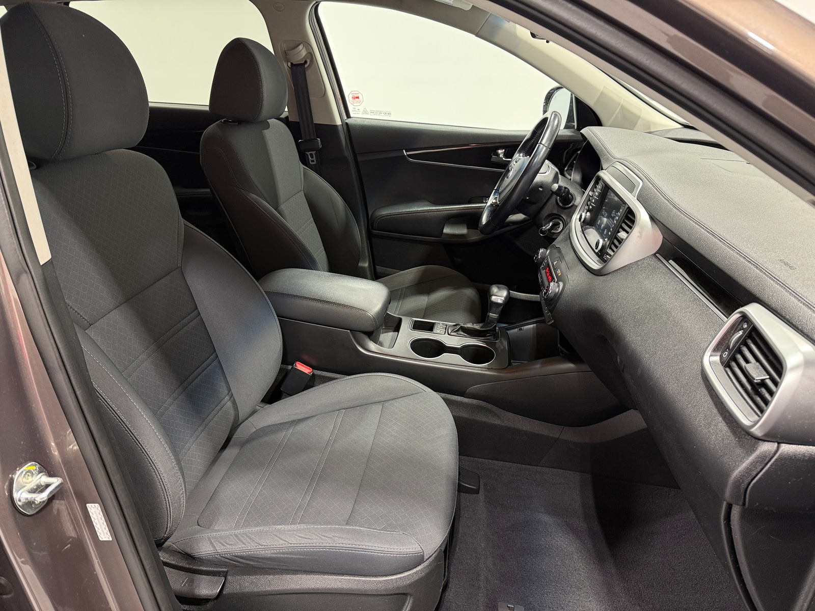 Thumbnail: 2019 Kia Sorento - 2