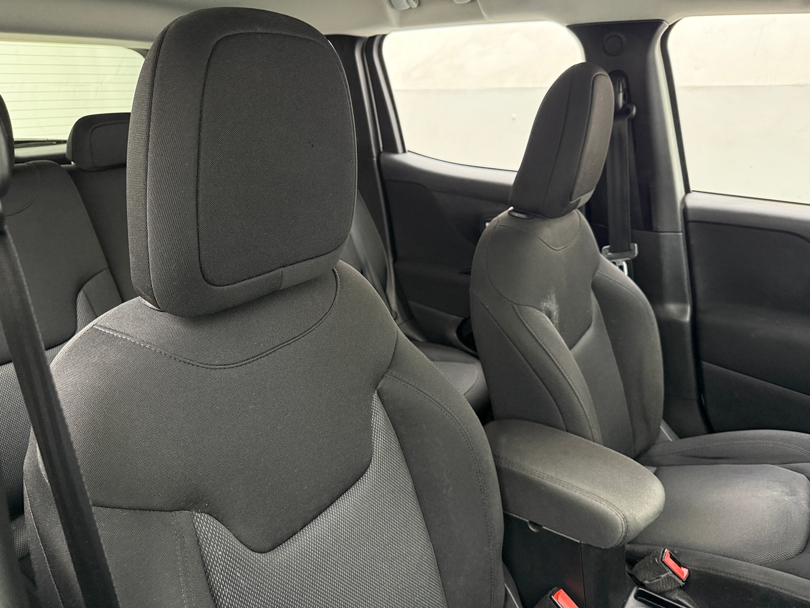 Thumbnail: 2019 Jeep Renegade - 2