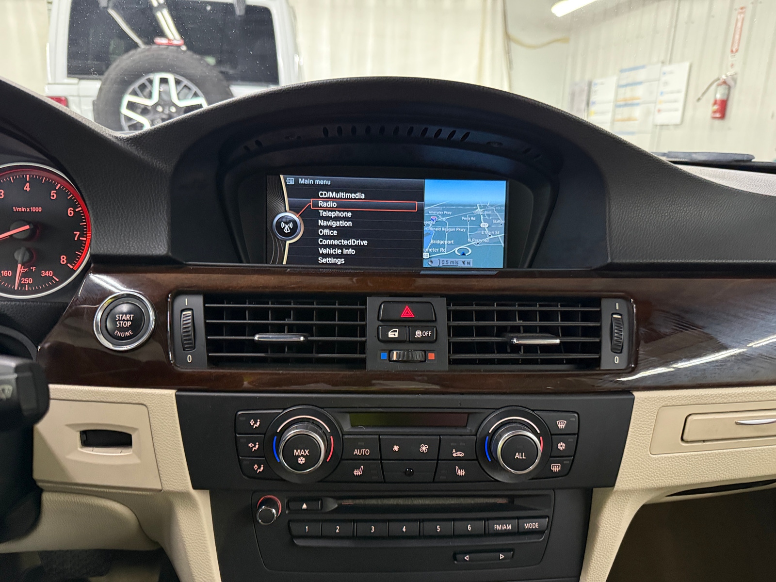 Thumbnail: 2012 BMW 3 Series - 3