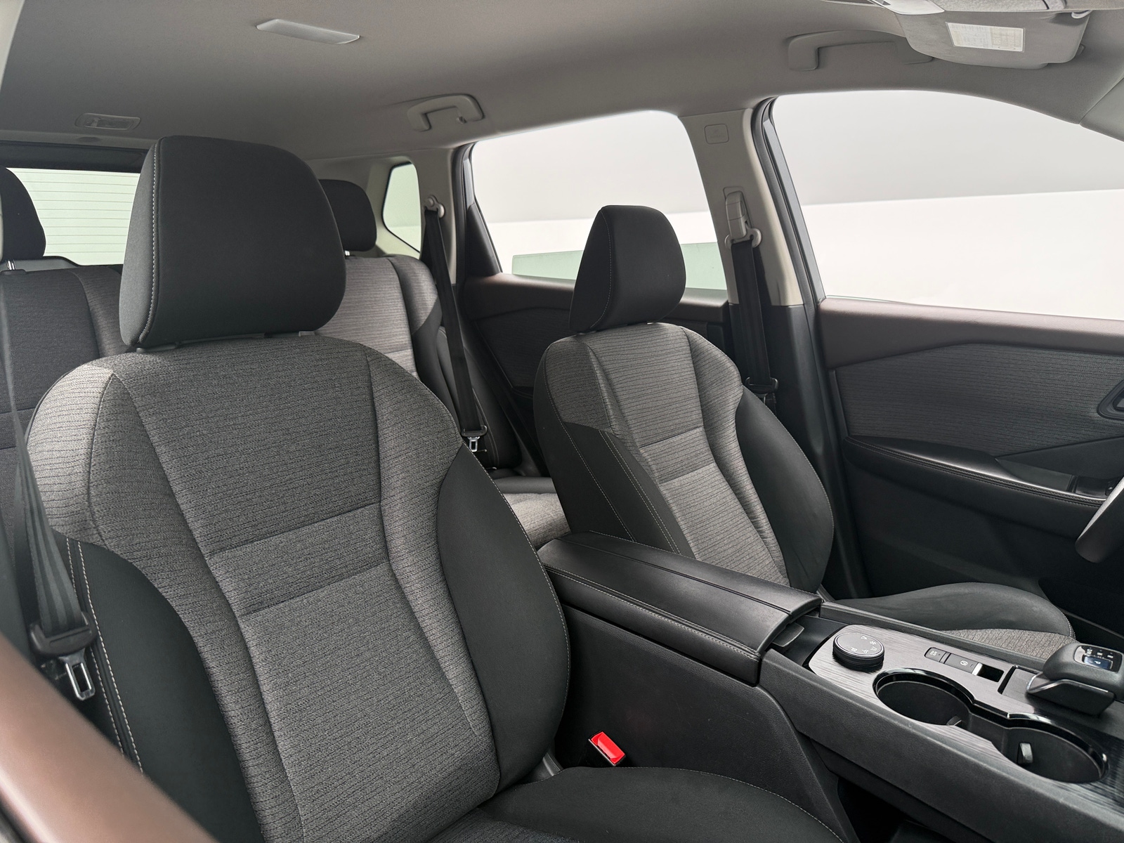 Thumbnail: 2021 Nissan Rogue - 2