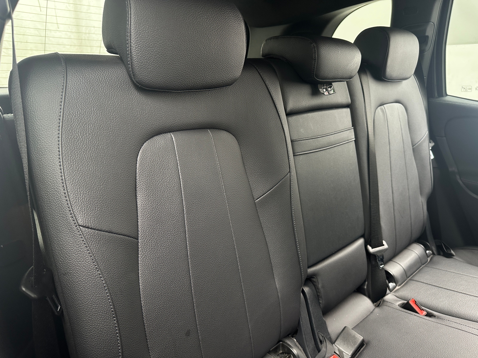 Thumbnail: 2023 Mercedes-Benz GLB - 5