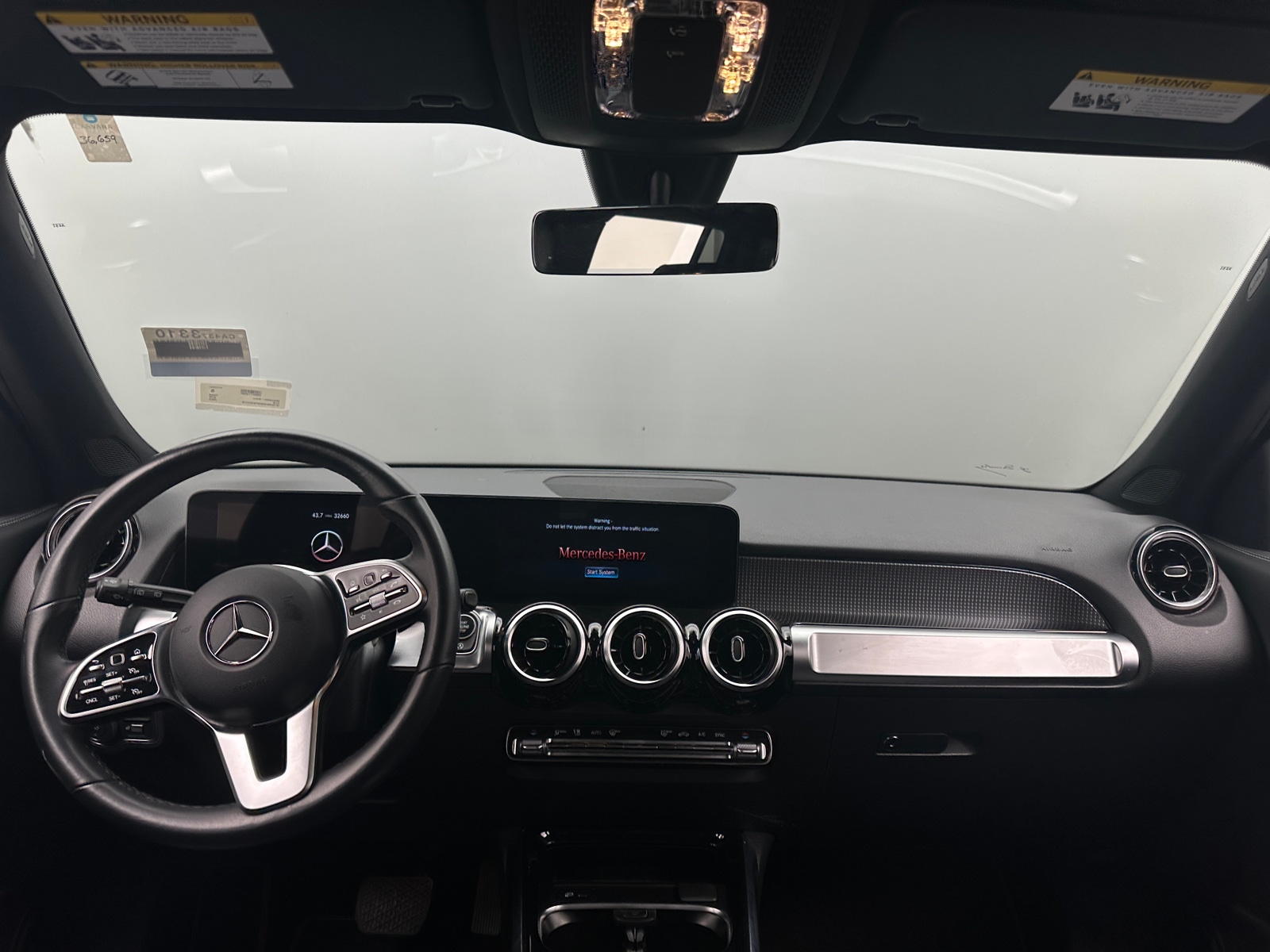 Thumbnail: 2023 Mercedes-Benz GLB - 2