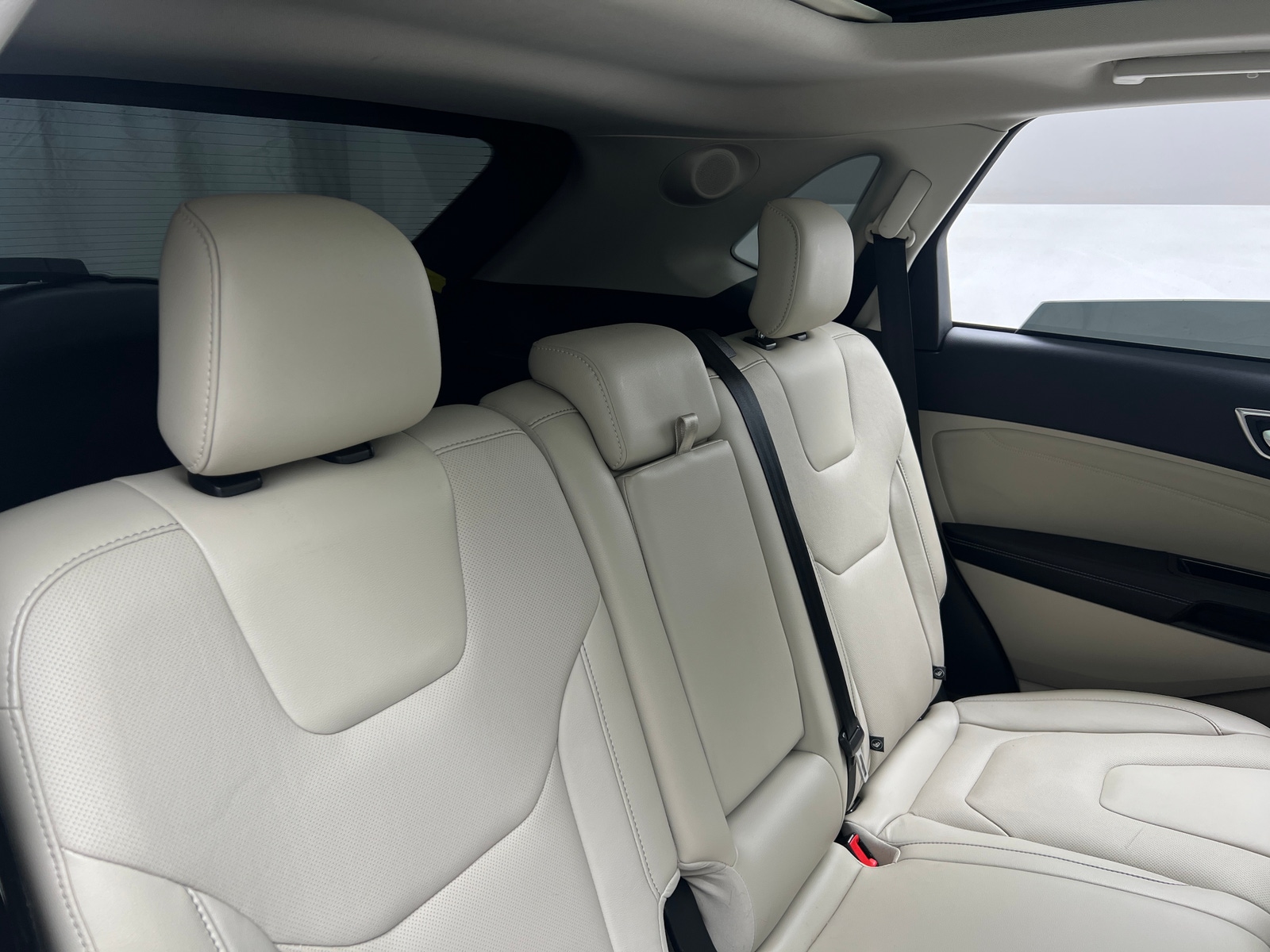 Thumbnail: 2017 Ford Edge - 5