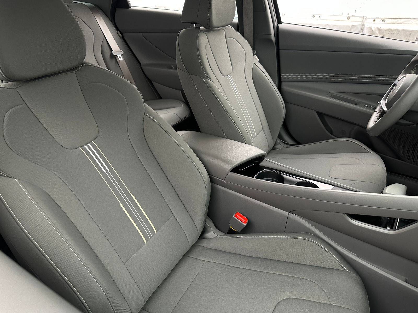 Thumbnail: 2025 Hyundai Elantra - 2