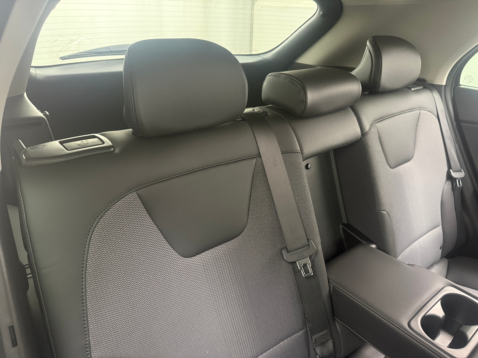 Thumbnail: 2025 Kia Niro - 6