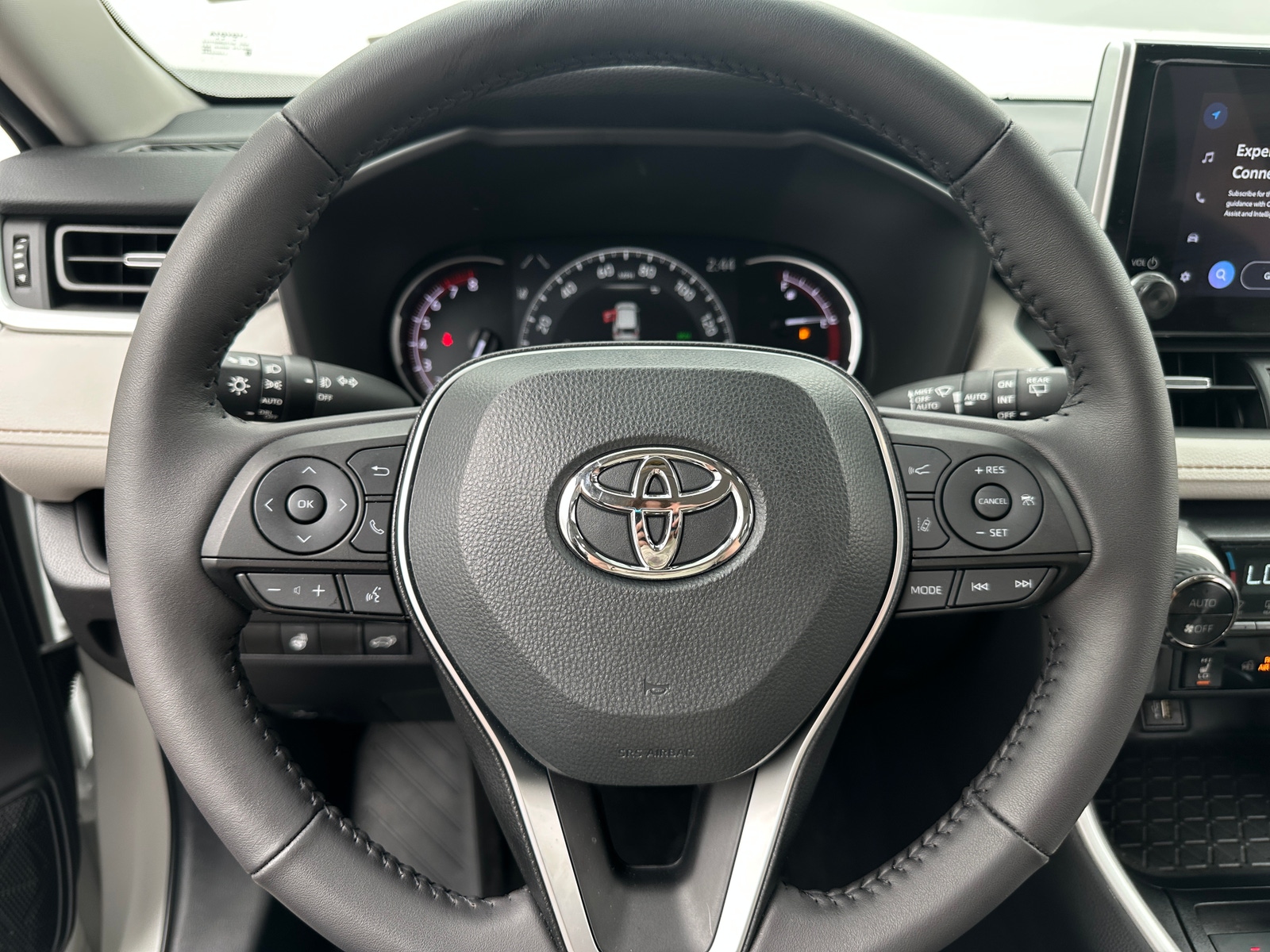 Thumbnail: 2025 Toyota RAV4 - 5