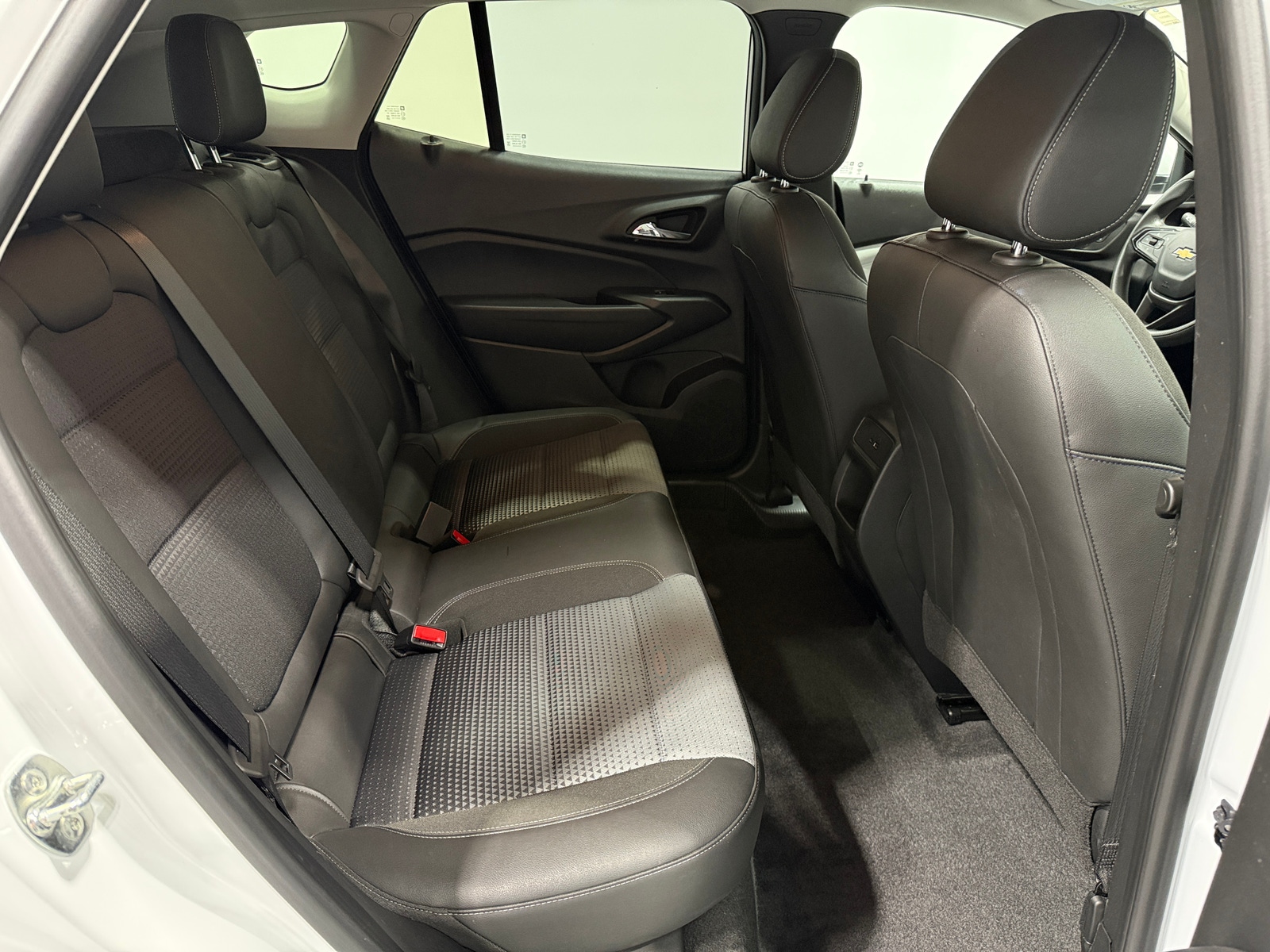 Thumbnail: 2025 Chevrolet Trax - 6