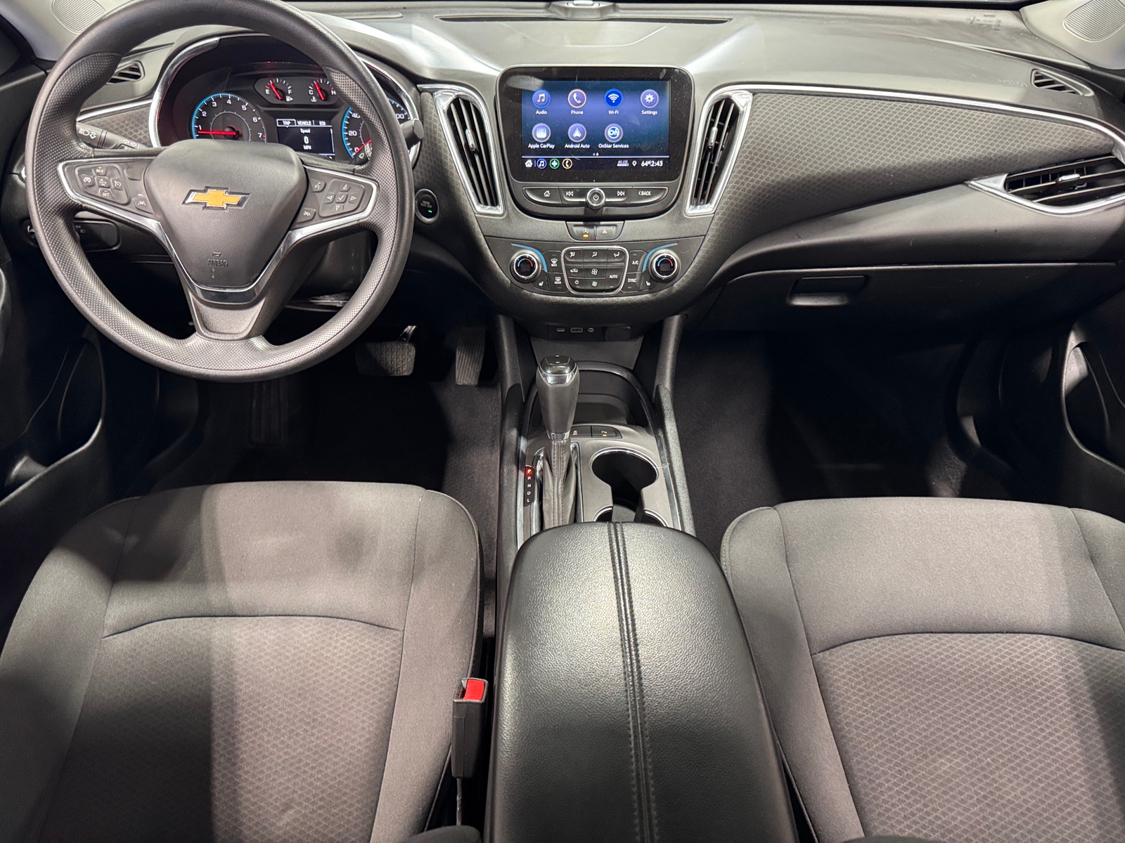 Thumbnail: 2020 Chevrolet Malibu - 3