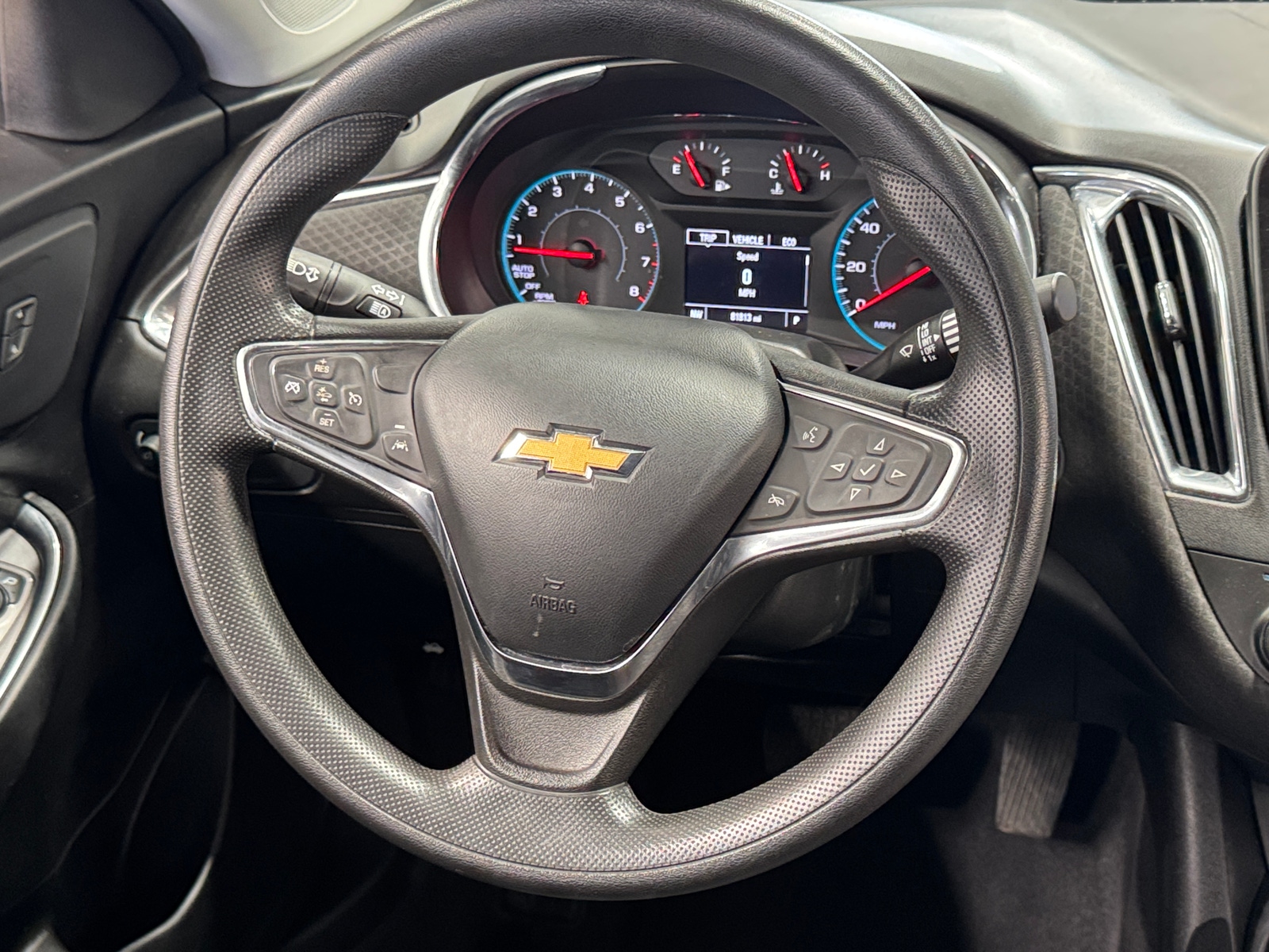Thumbnail: 2020 Chevrolet Malibu - 5