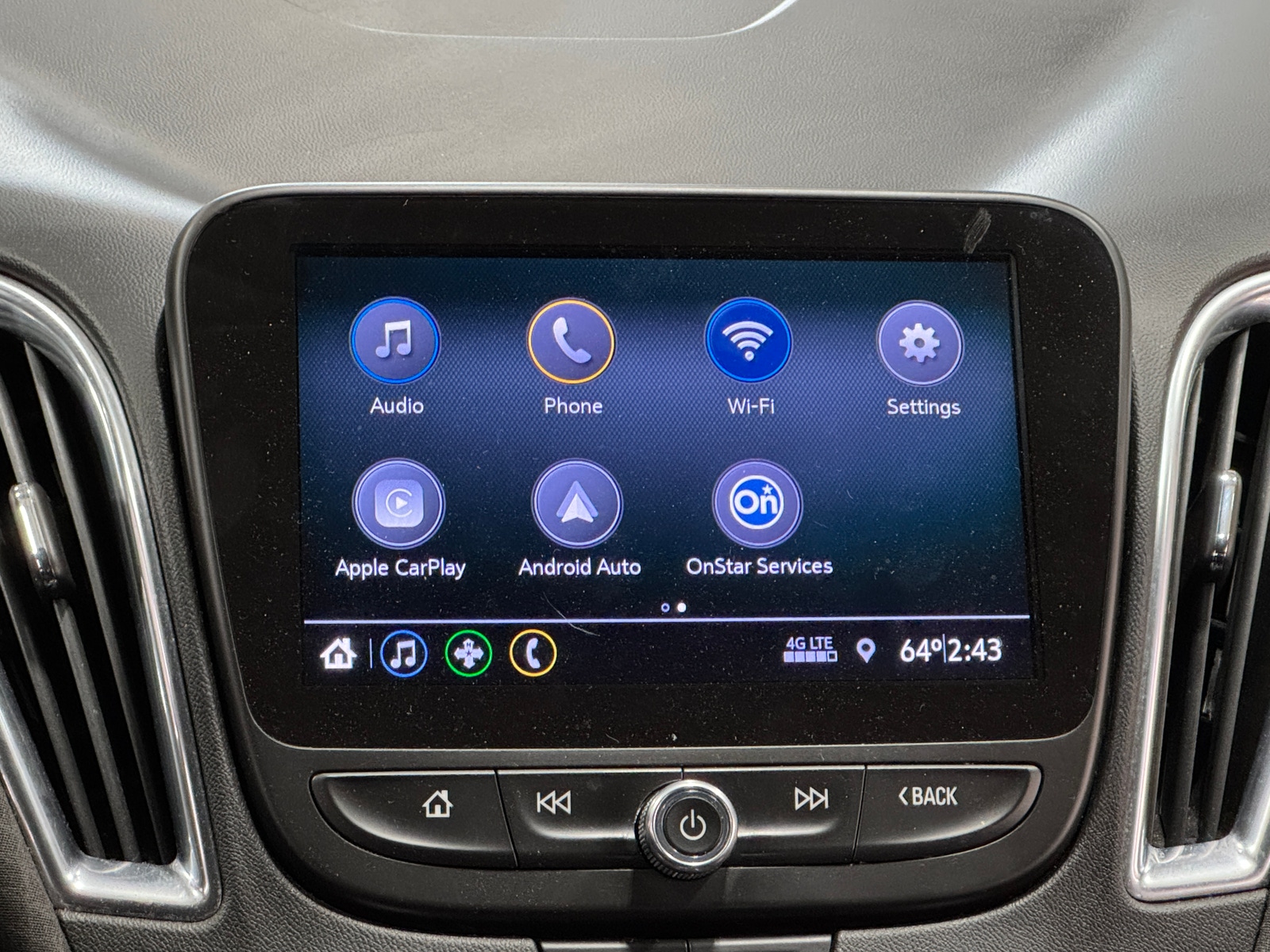 Thumbnail: 2020 Chevrolet Malibu - 4