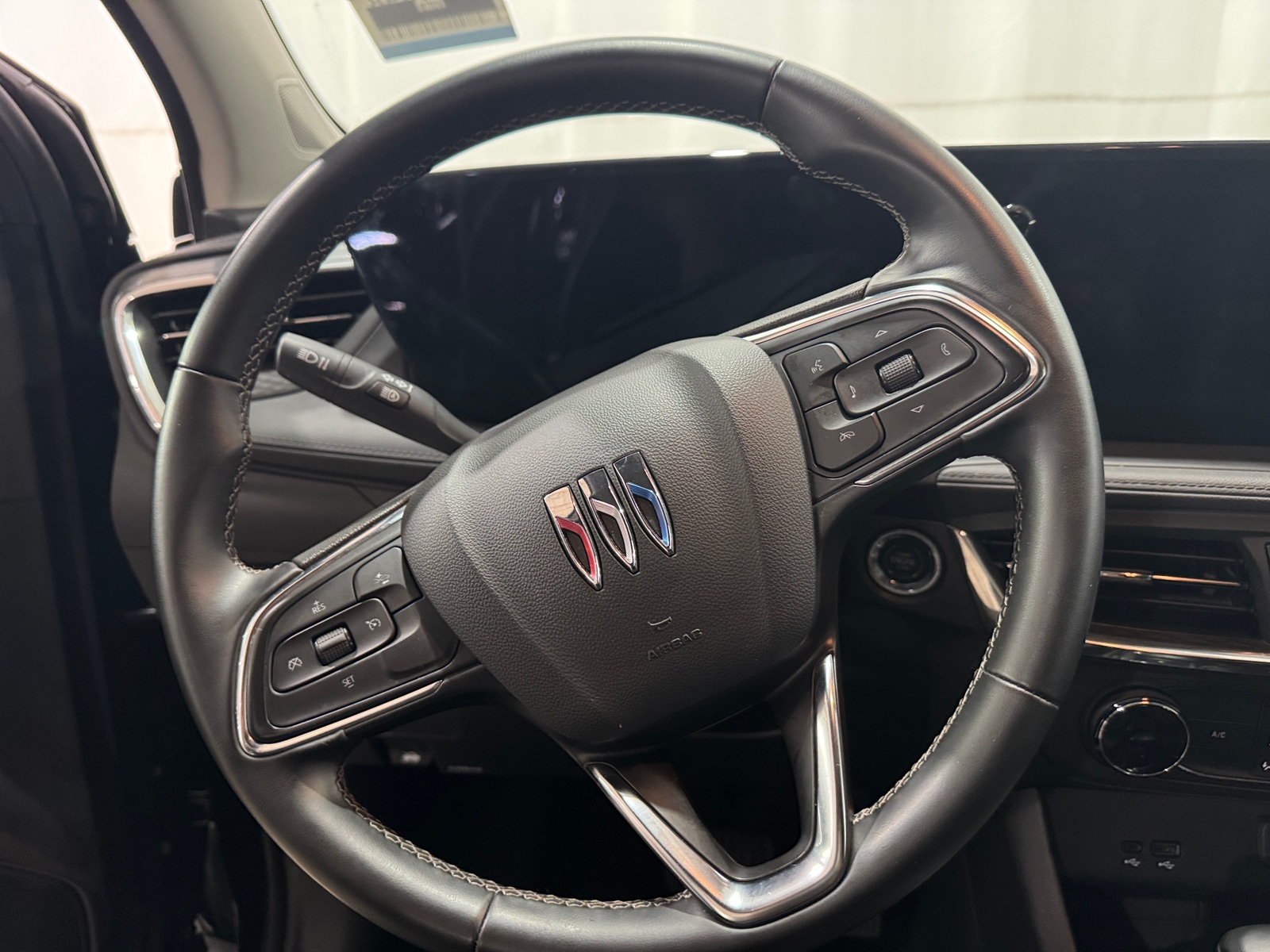 Thumbnail: 2025 Buick Encore GX - 4