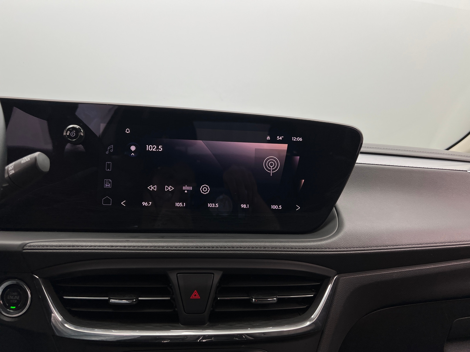 Thumbnail: 2025 Buick Encore GX - 3