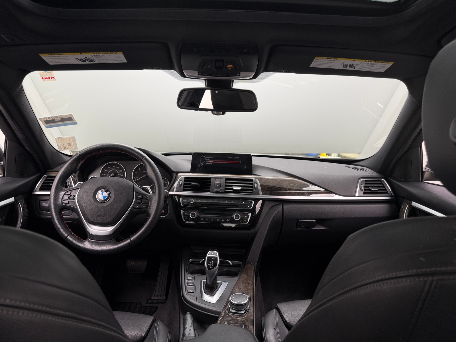 Thumbnail: 2016 BMW 3 Series - 3