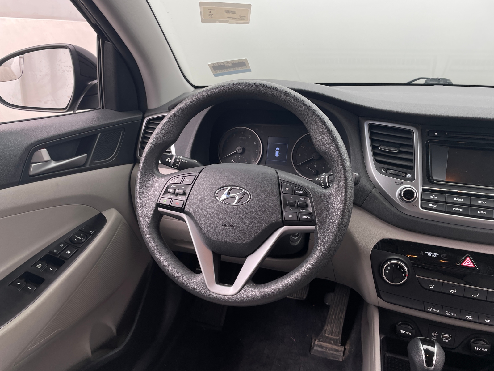 Thumbnail: 2017 Hyundai Tucson - 5