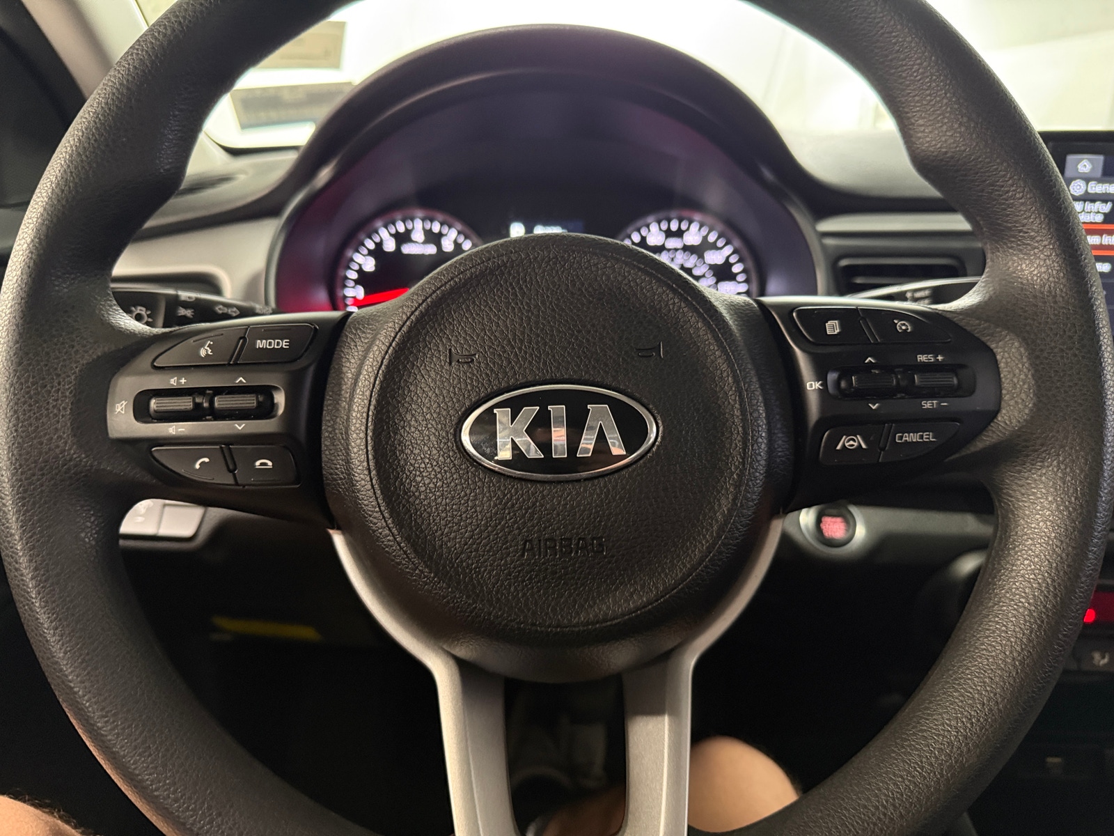 Thumbnail: 2021 Kia Rio - 5