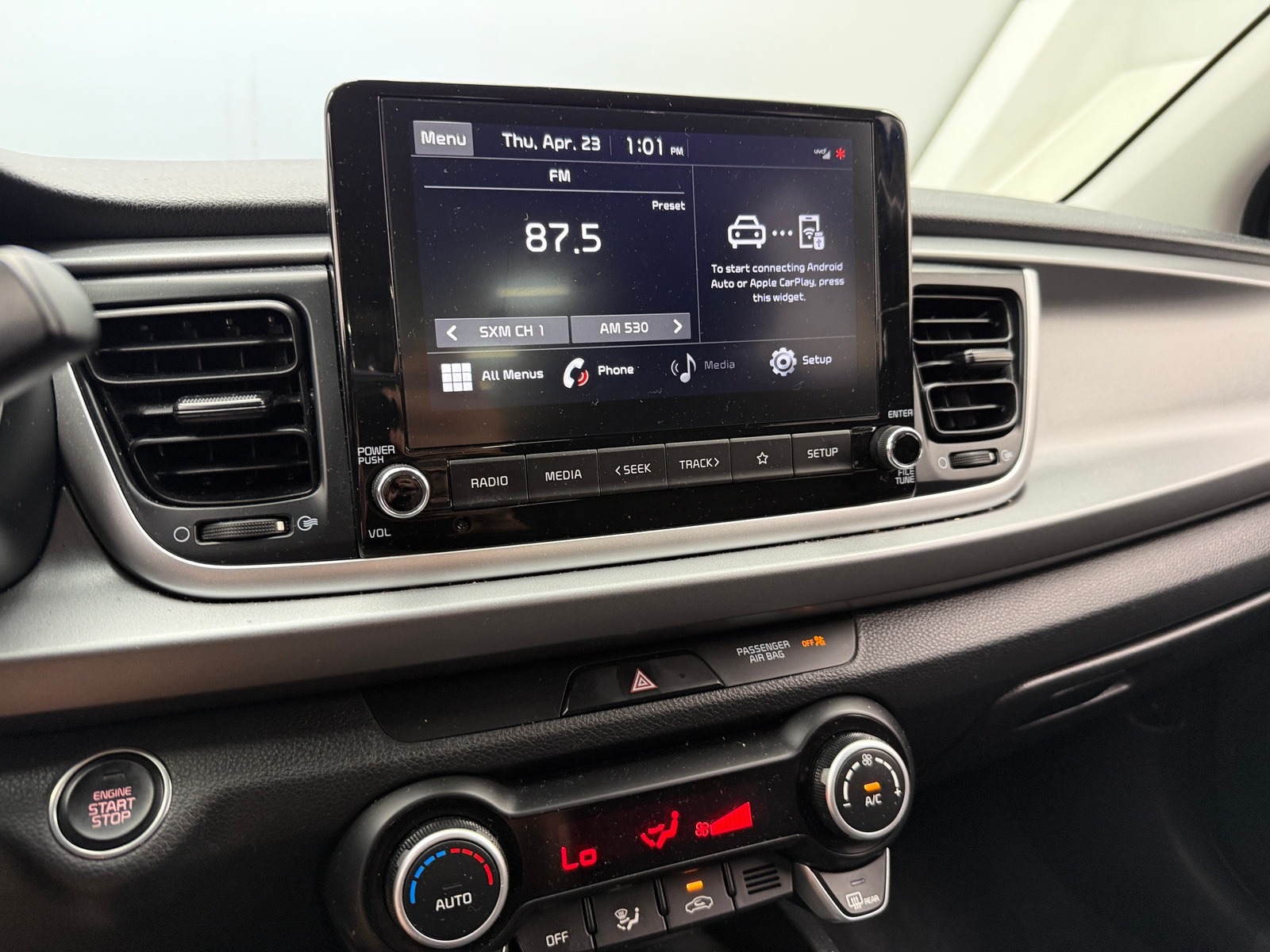 Thumbnail: 2021 Kia Rio - 4