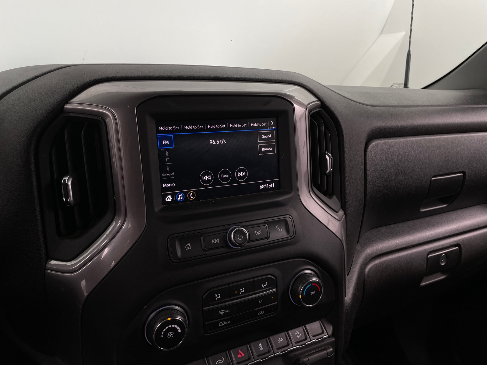 Thumbnail: 2021 Chevrolet Silverado 3500 - 4